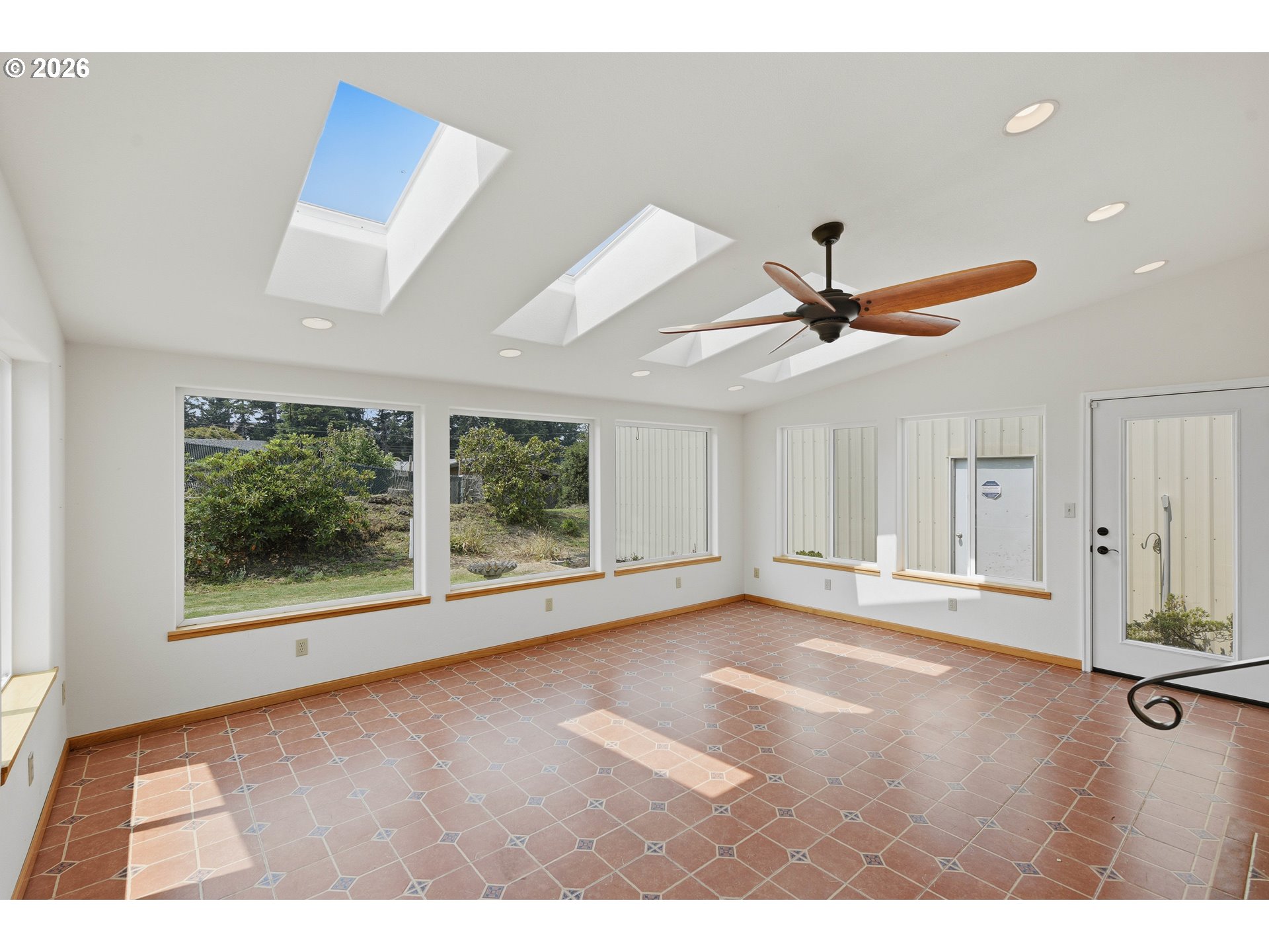 2090 Ash St Property Photo 18