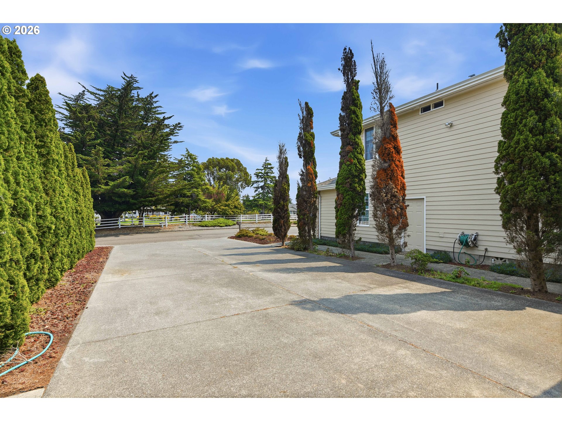 2090 Ash St Property Photo 42