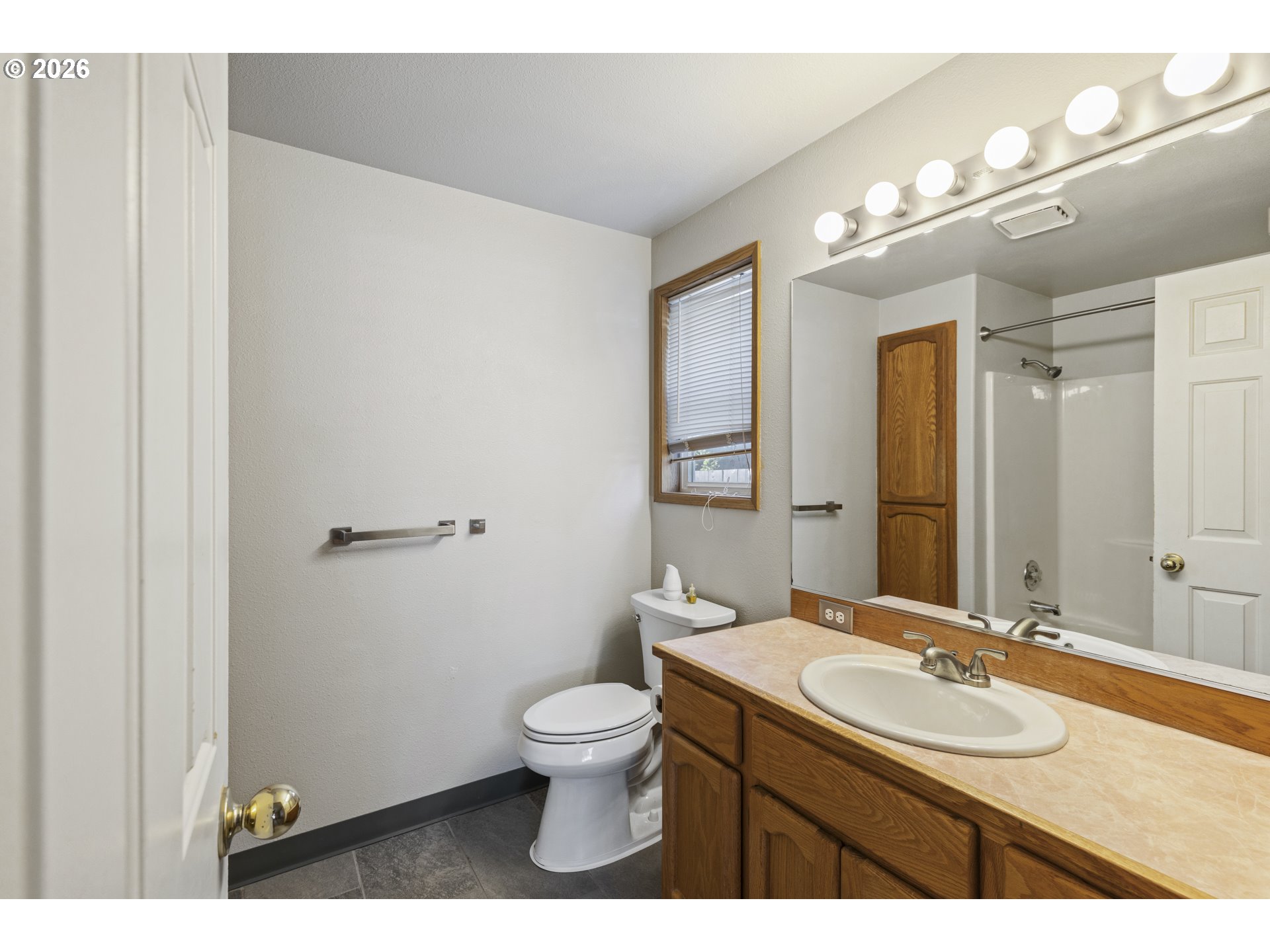 7601 Ne 57th Cir Property Photo 10