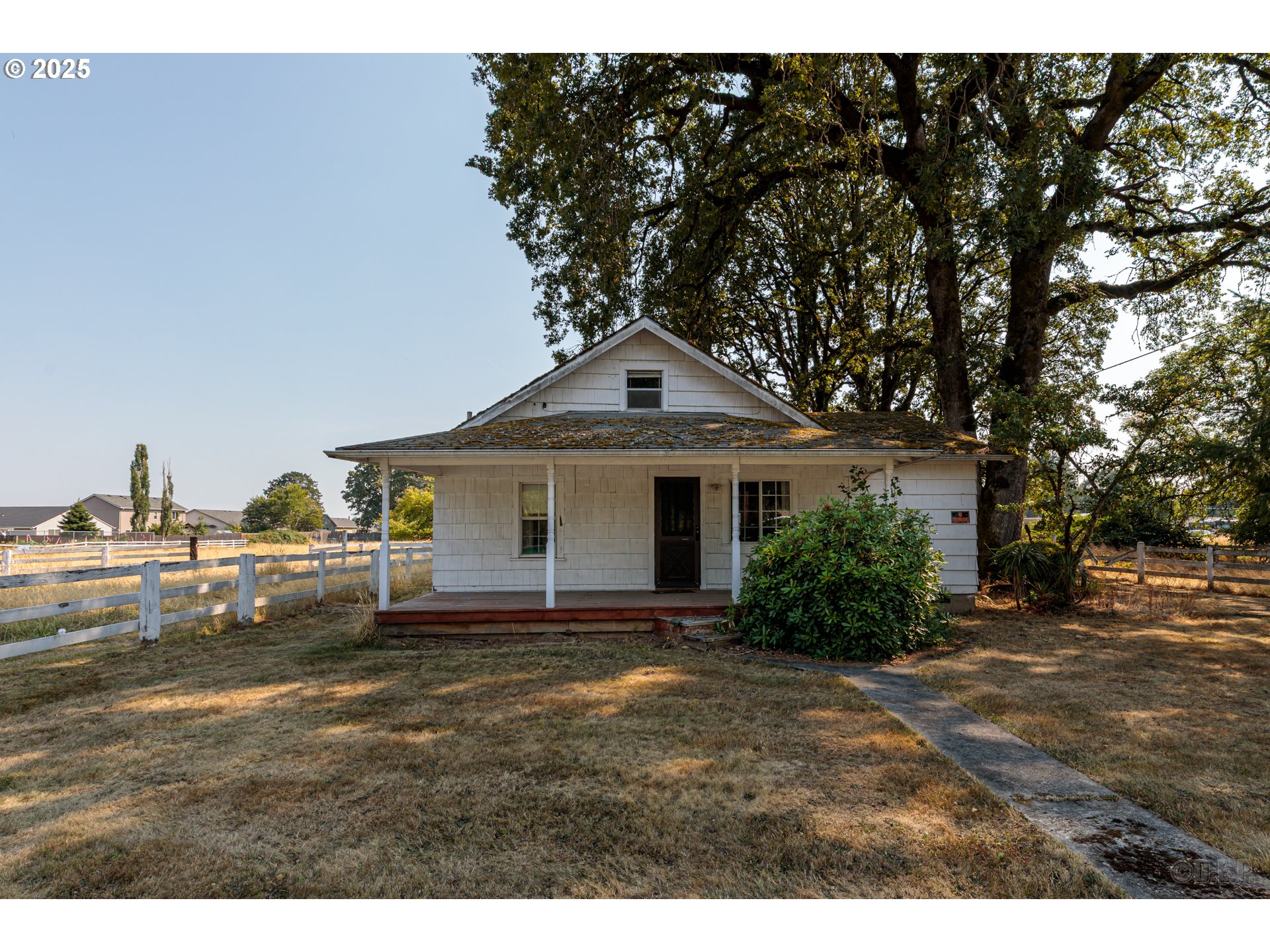 2675 Gable Rd Property Photo 5