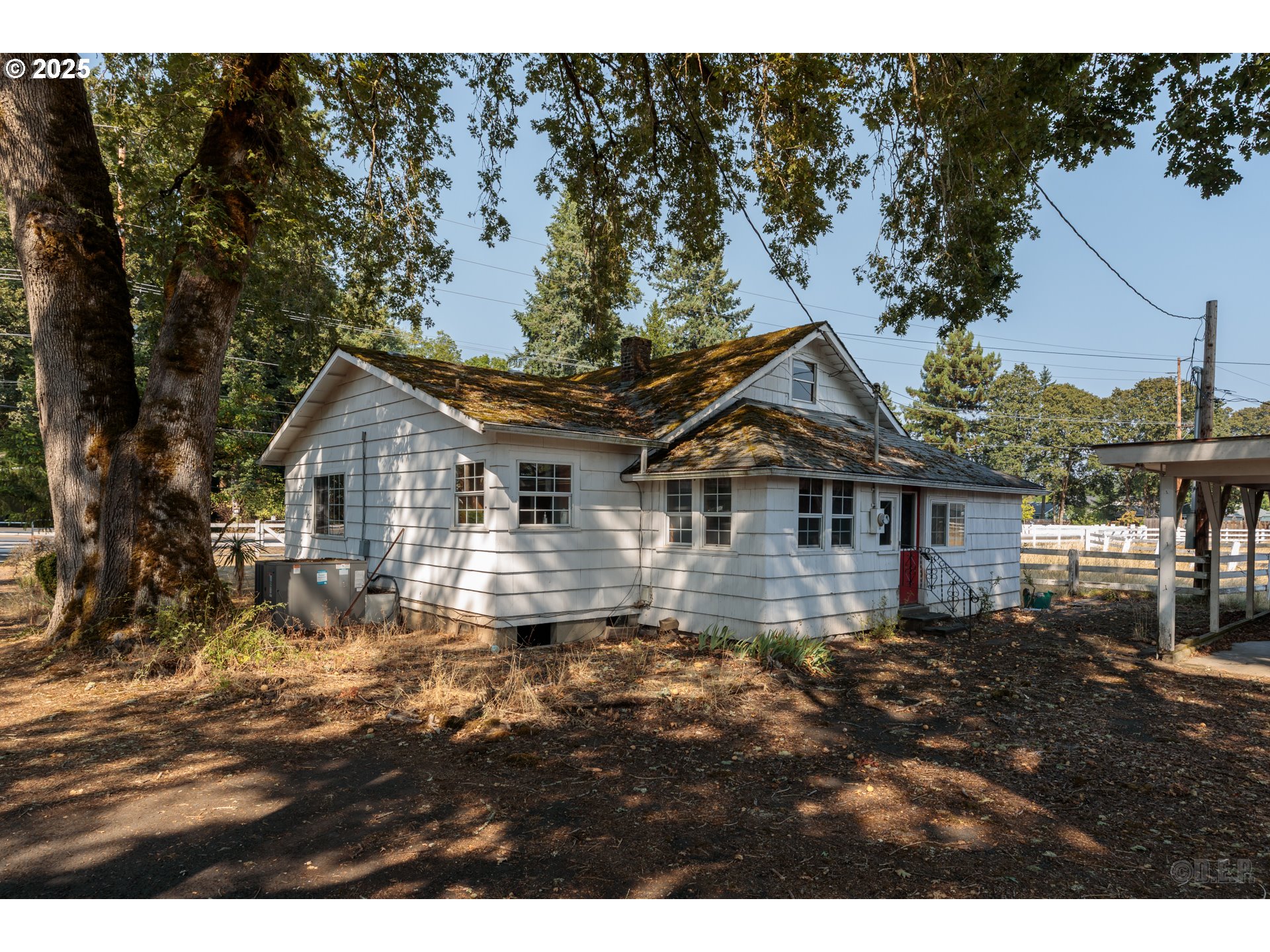 2675 Gable Rd Property Photo 6