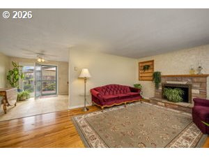 6111 Thurston Rd Property Photo 7