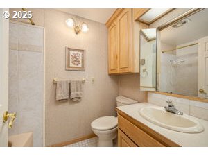 6111 Thurston Rd Property Photo 16