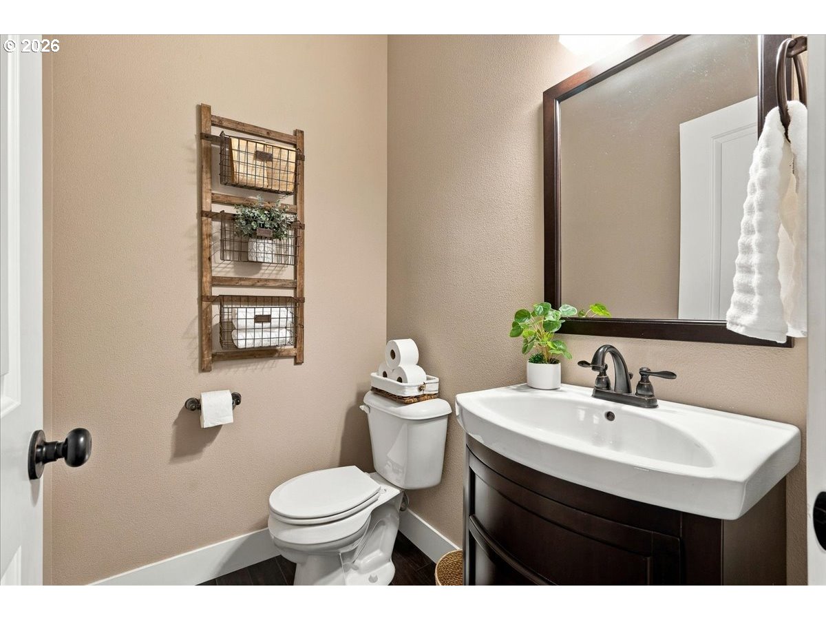 2478 Sunset Ave Property Photo 20