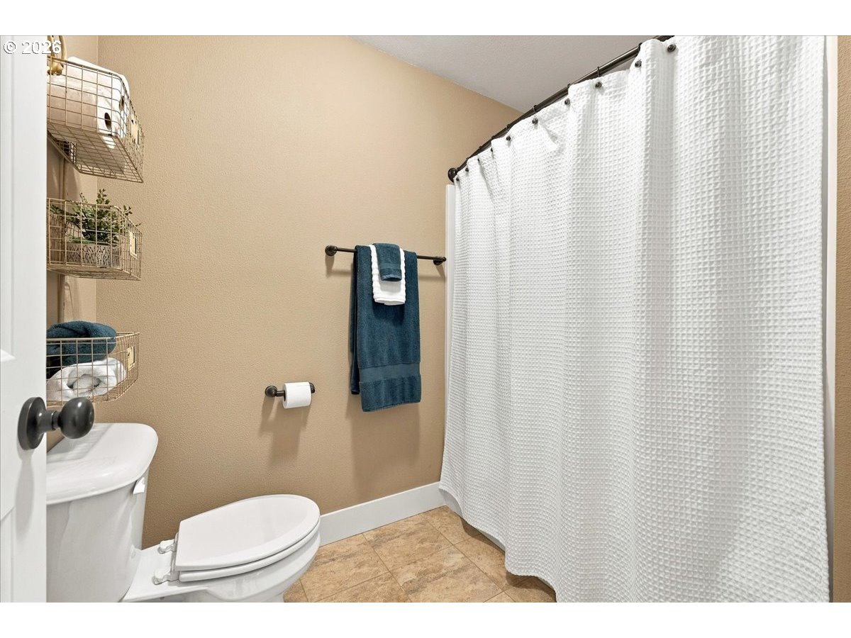 2478 Sunset Ave Property Photo 30