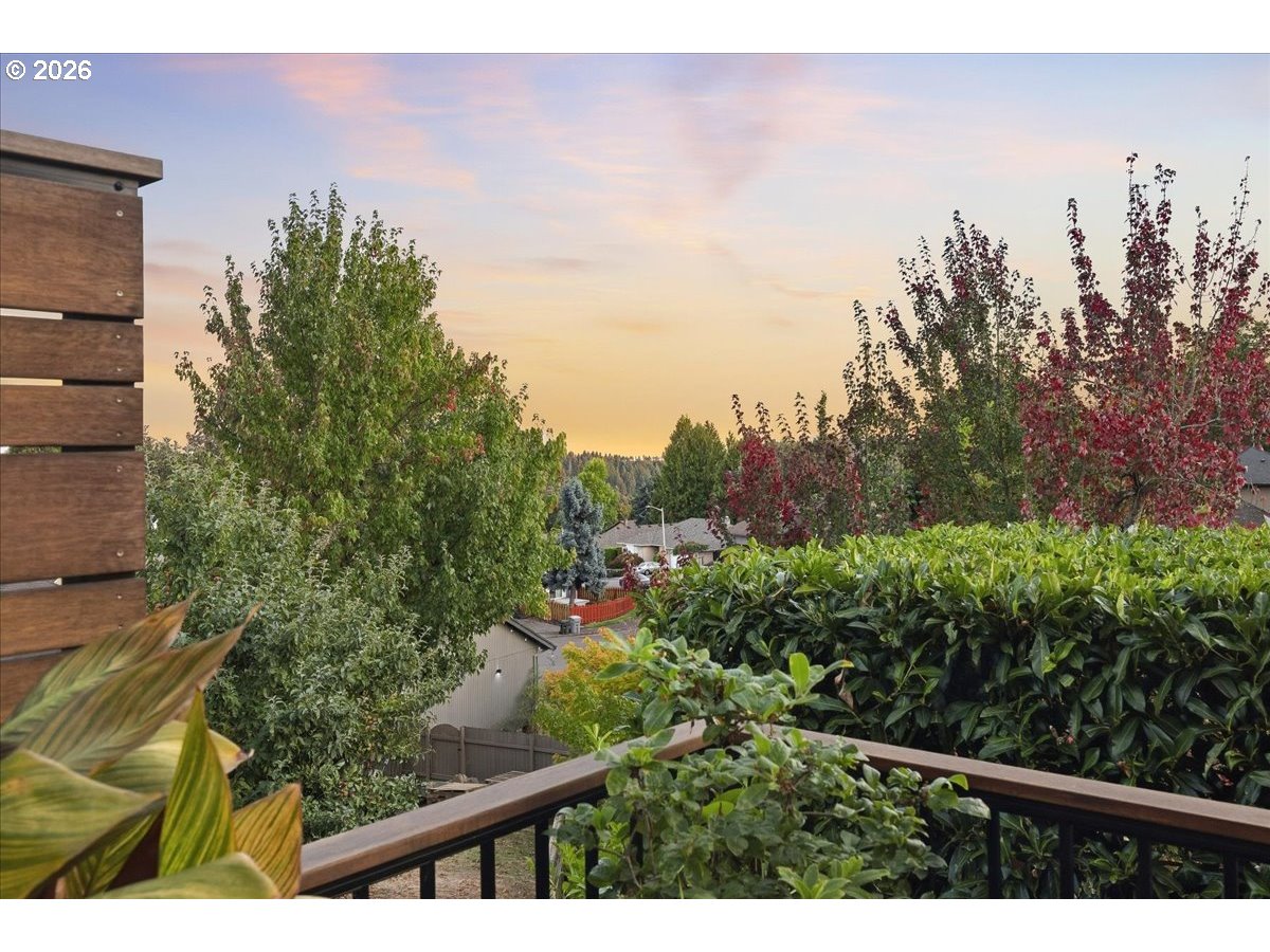 2478 Sunset Ave Property Photo 38