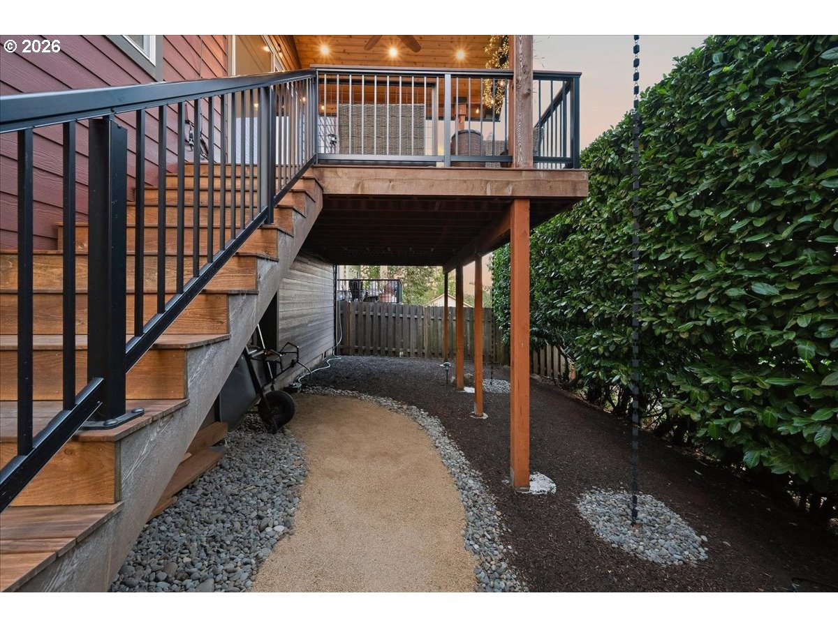 2478 Sunset Ave Property Photo 42