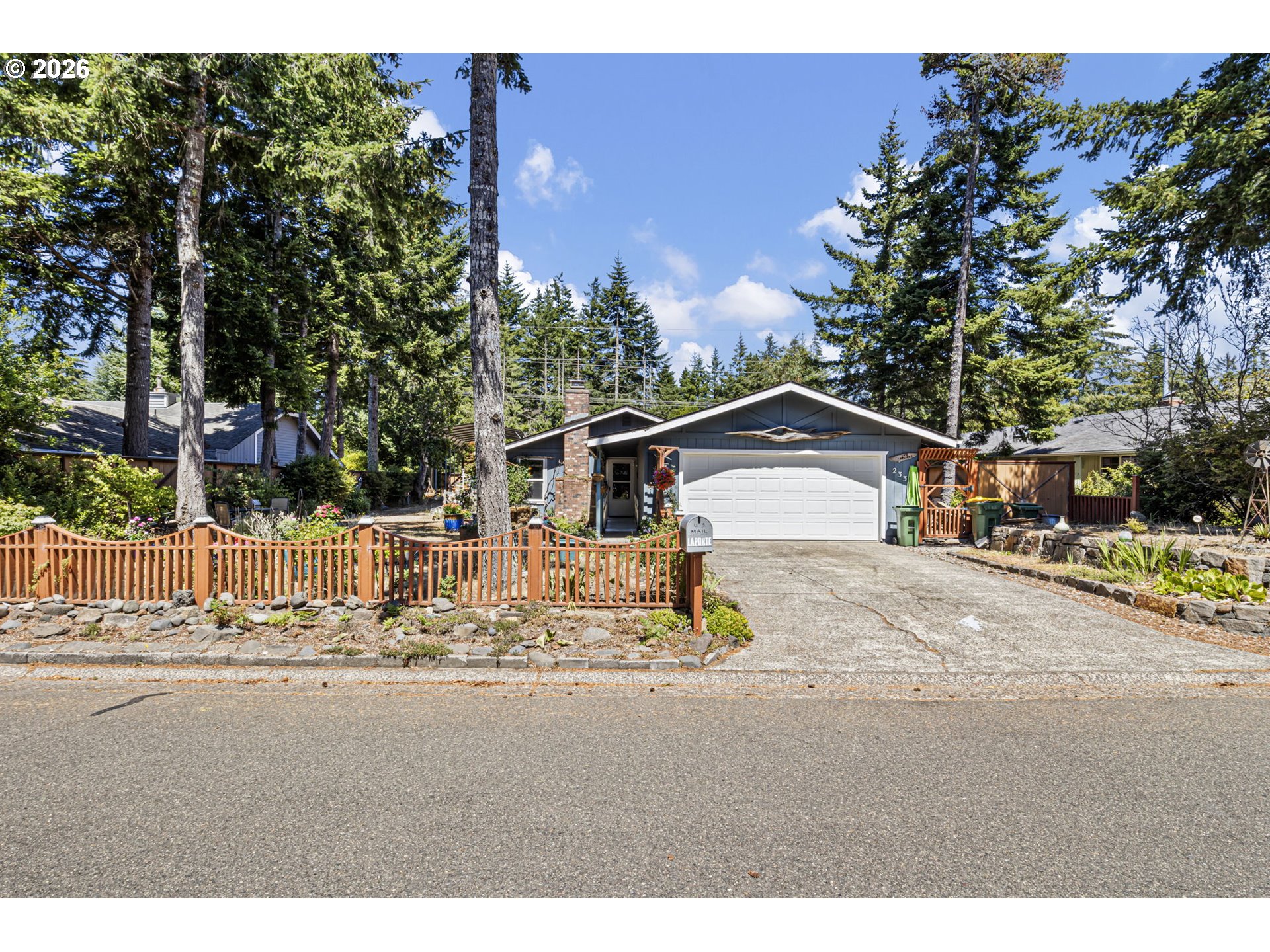 2333 24TH ST Property Photo 1