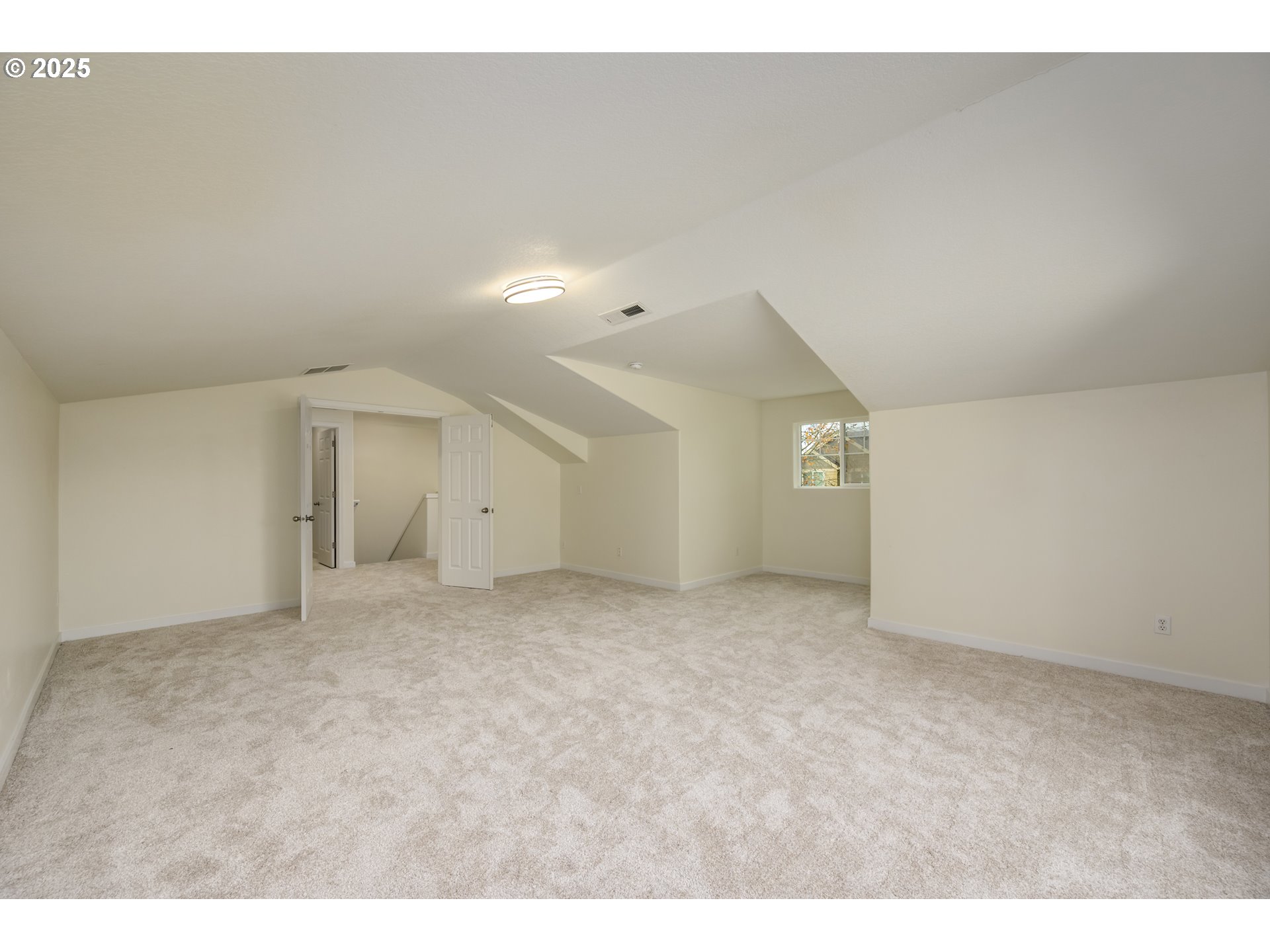 1145 Ludgate Dr Property Photo 7