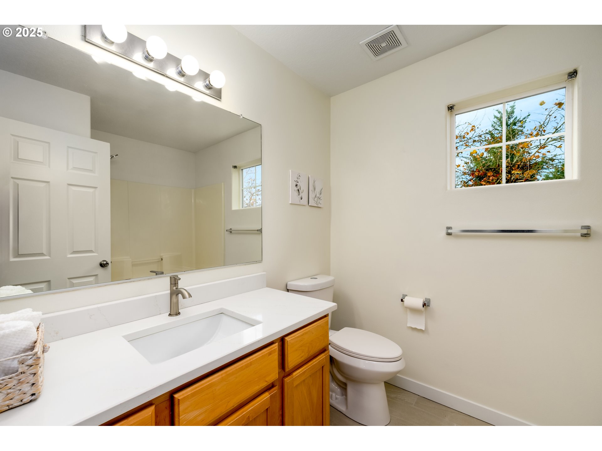 1145 Ludgate Dr Property Photo 30