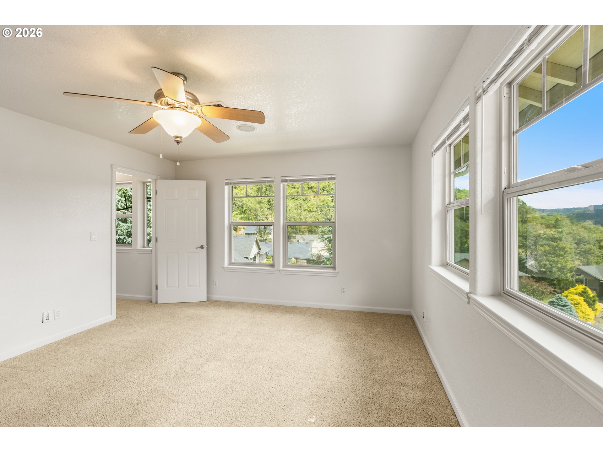 1696 Ne Ruby Ct Property Photo 22