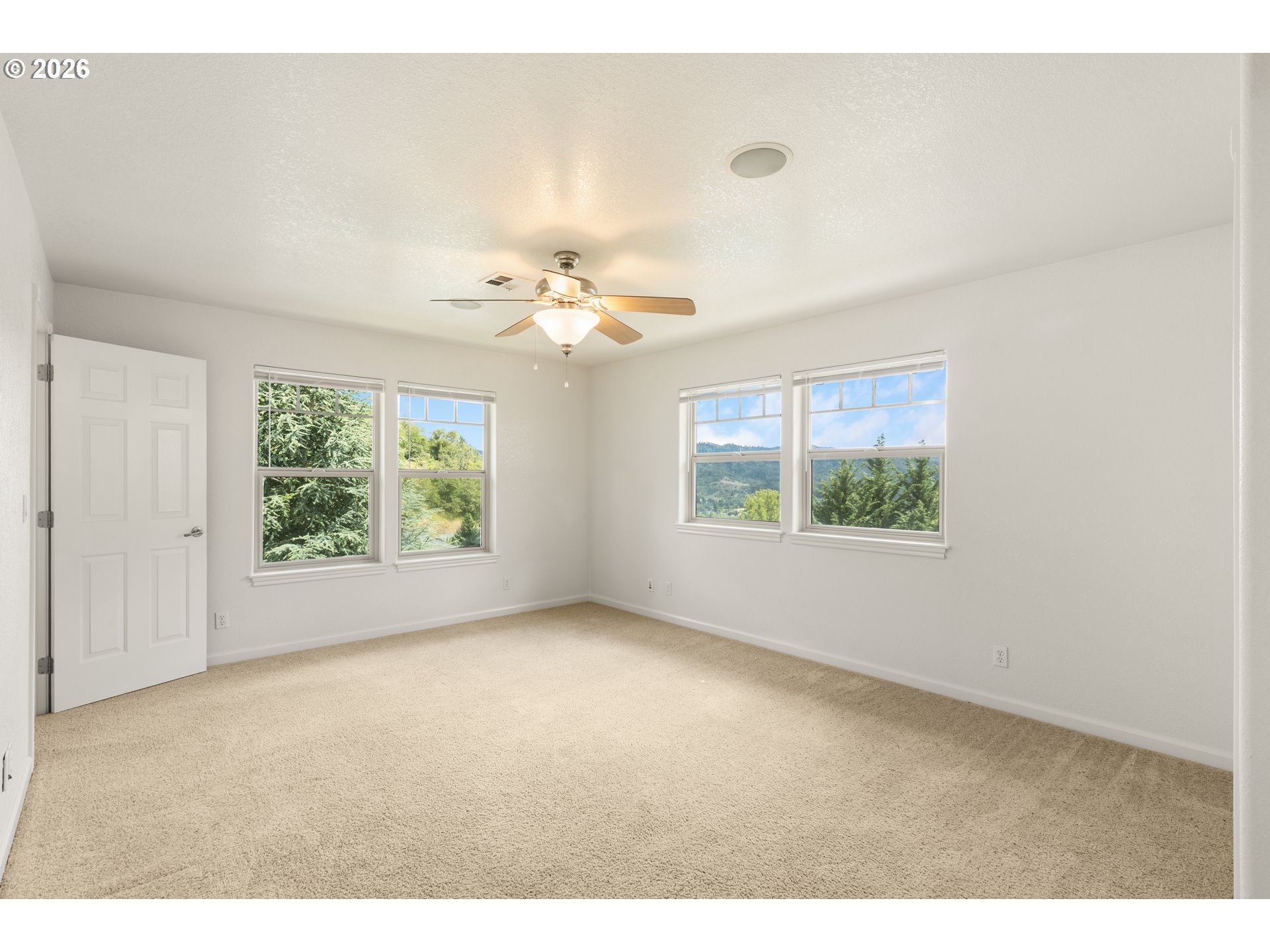 1696 Ne Ruby Ct Property Photo 24