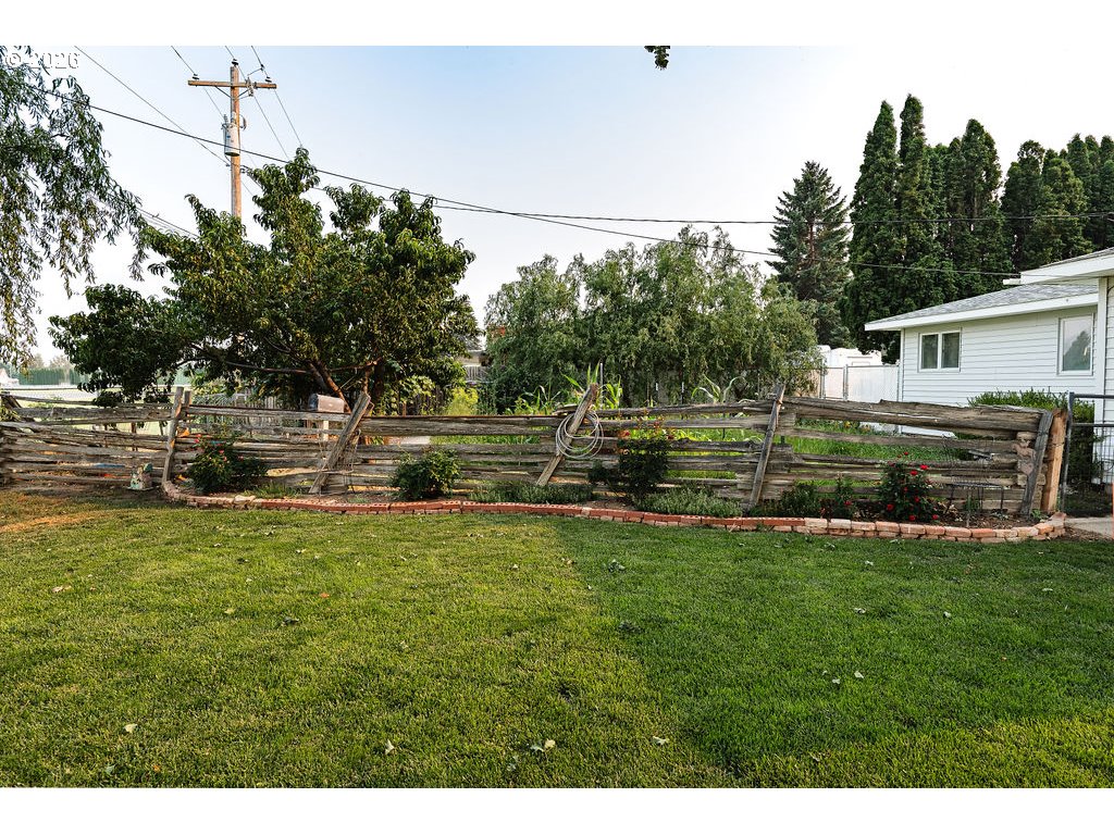 3480 8th Dr Property Photo 35
