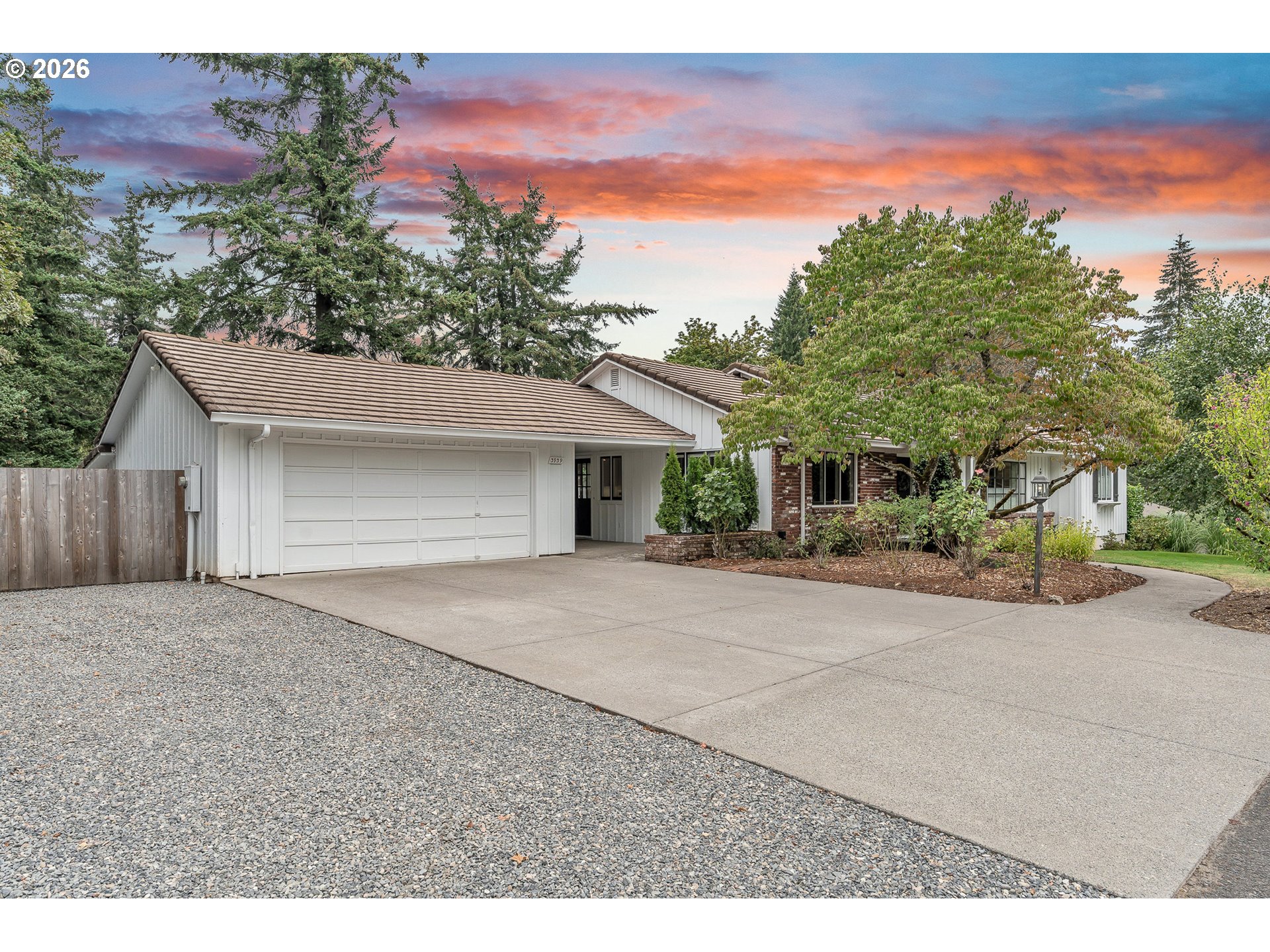 3939 Se Willamette Ave Property Photo 1