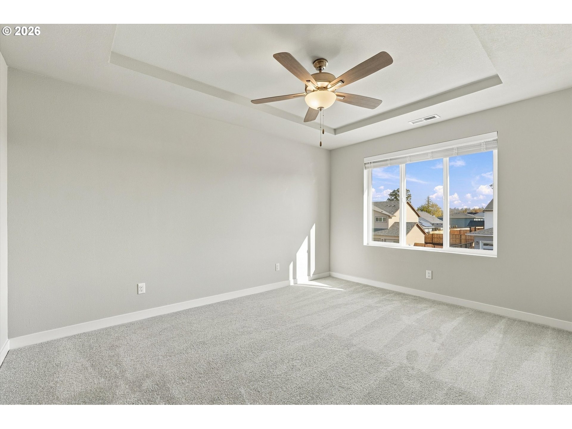 688 5th Property Photo 18