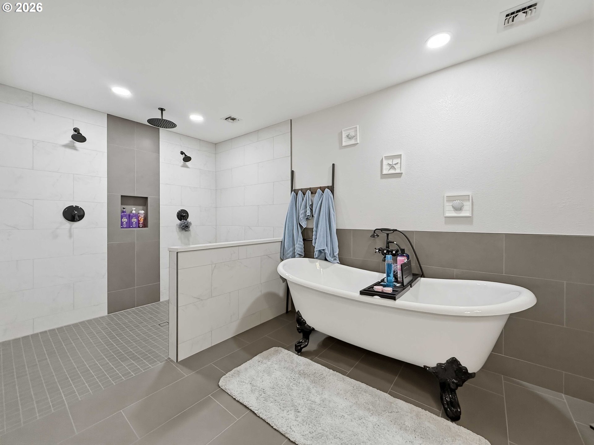 16009 Hannan Ln Property Photo 16