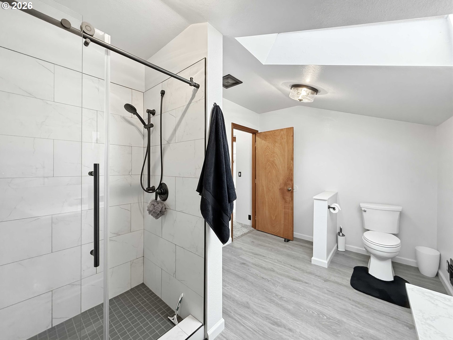 16009 Hannan Ln Property Photo 27