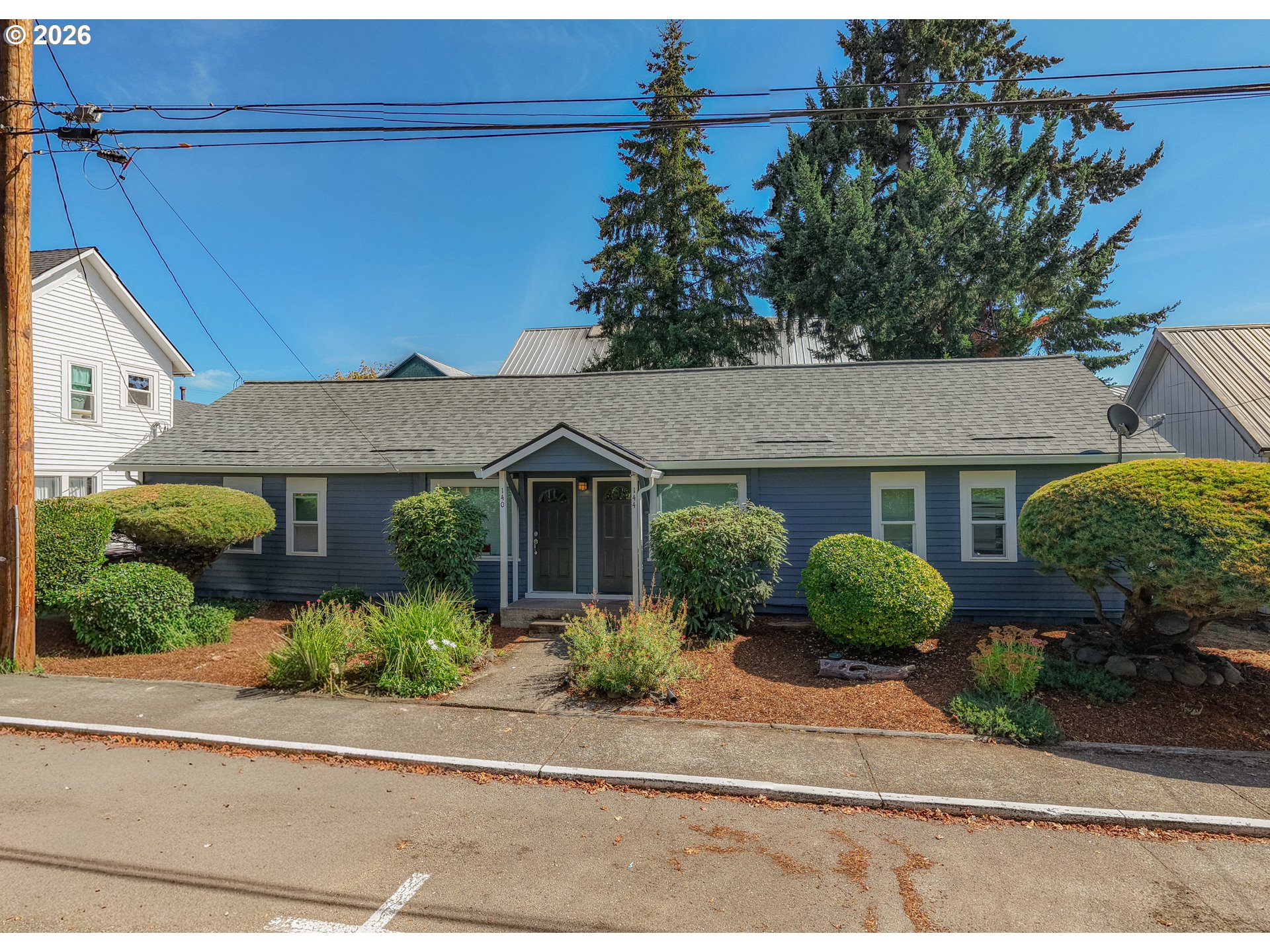 144 S PARK ST Property Photo 1