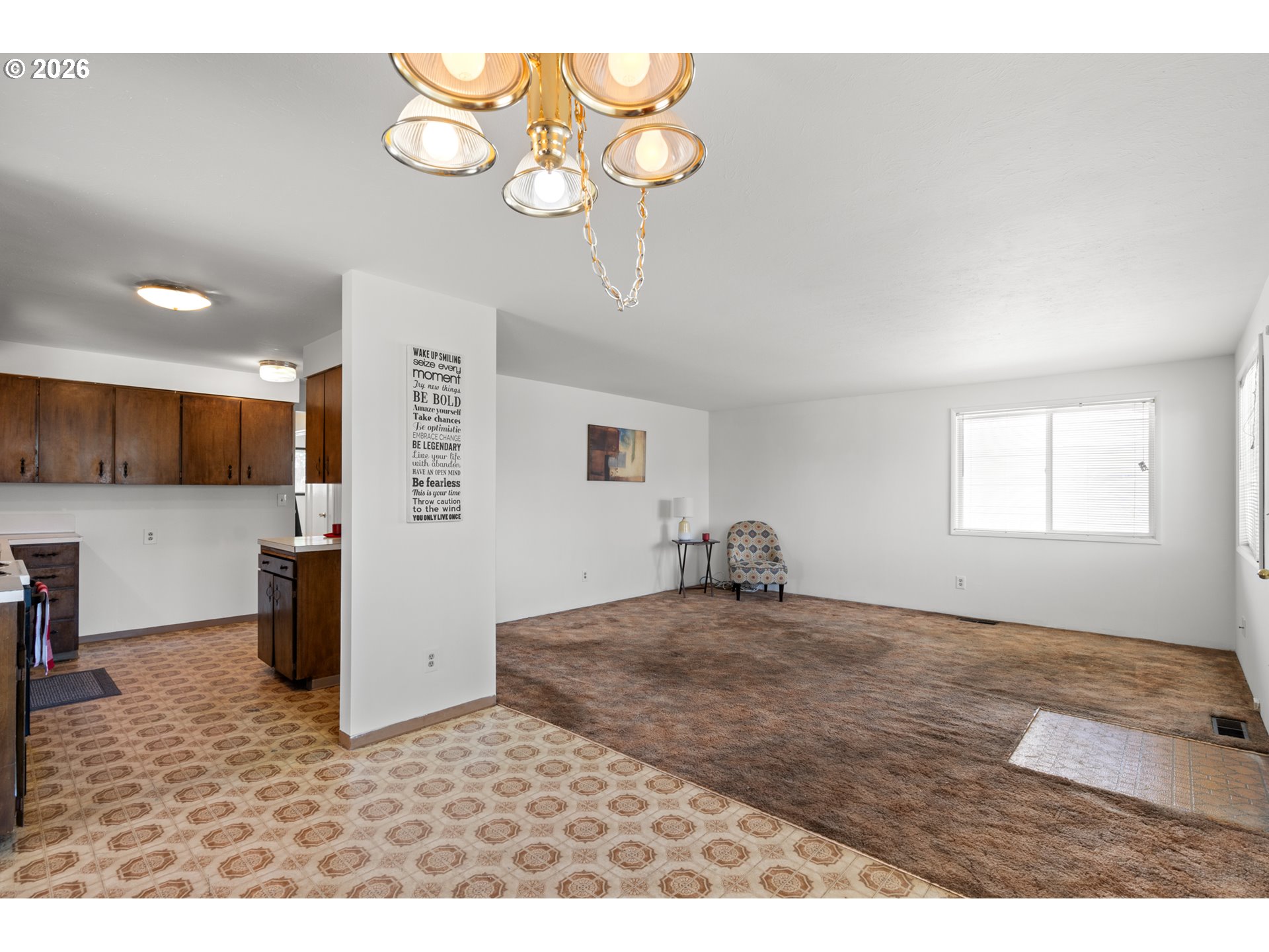 235 W Highland Ave Property Photo 10