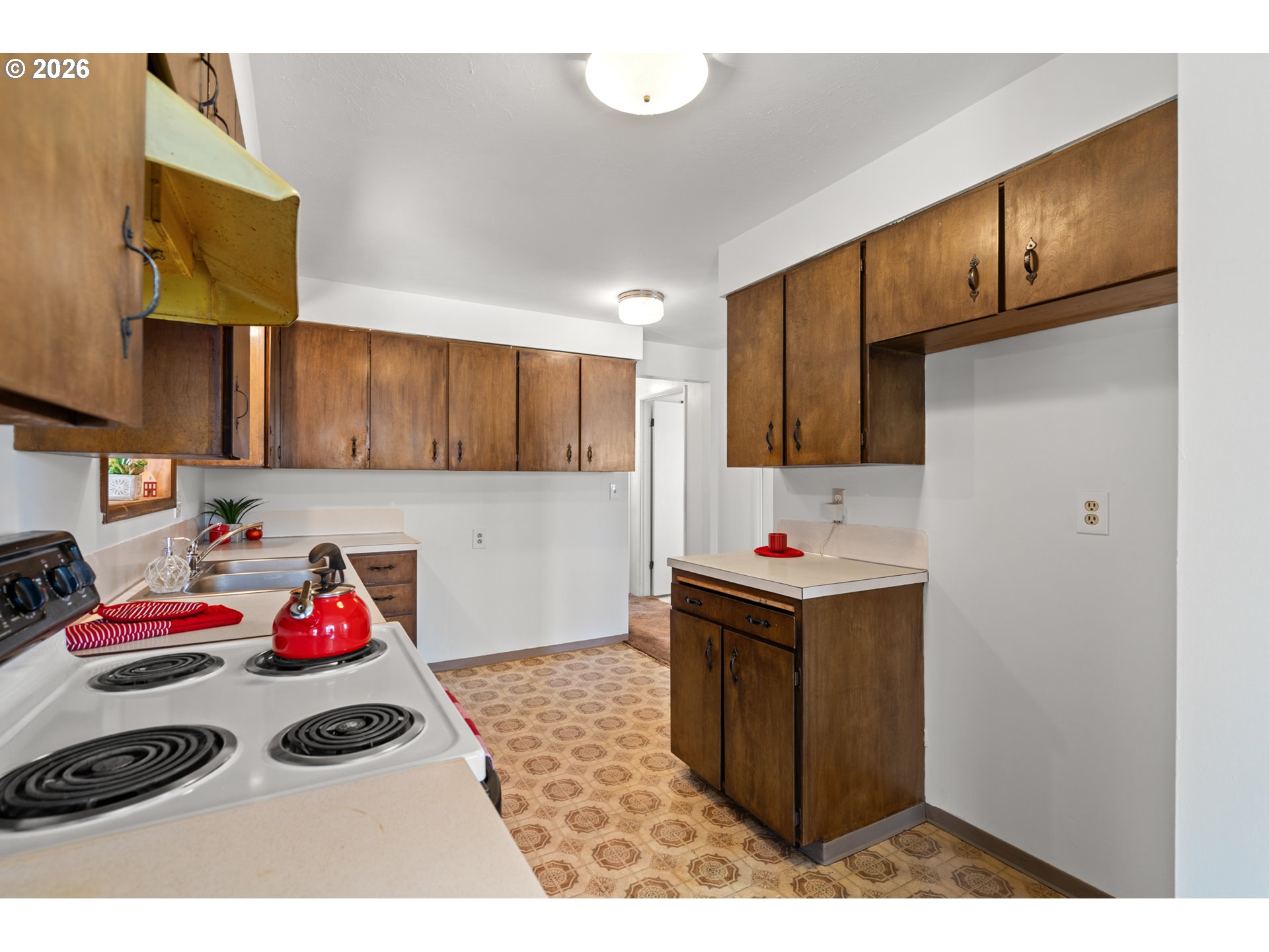 235 W Highland Ave Property Photo 11