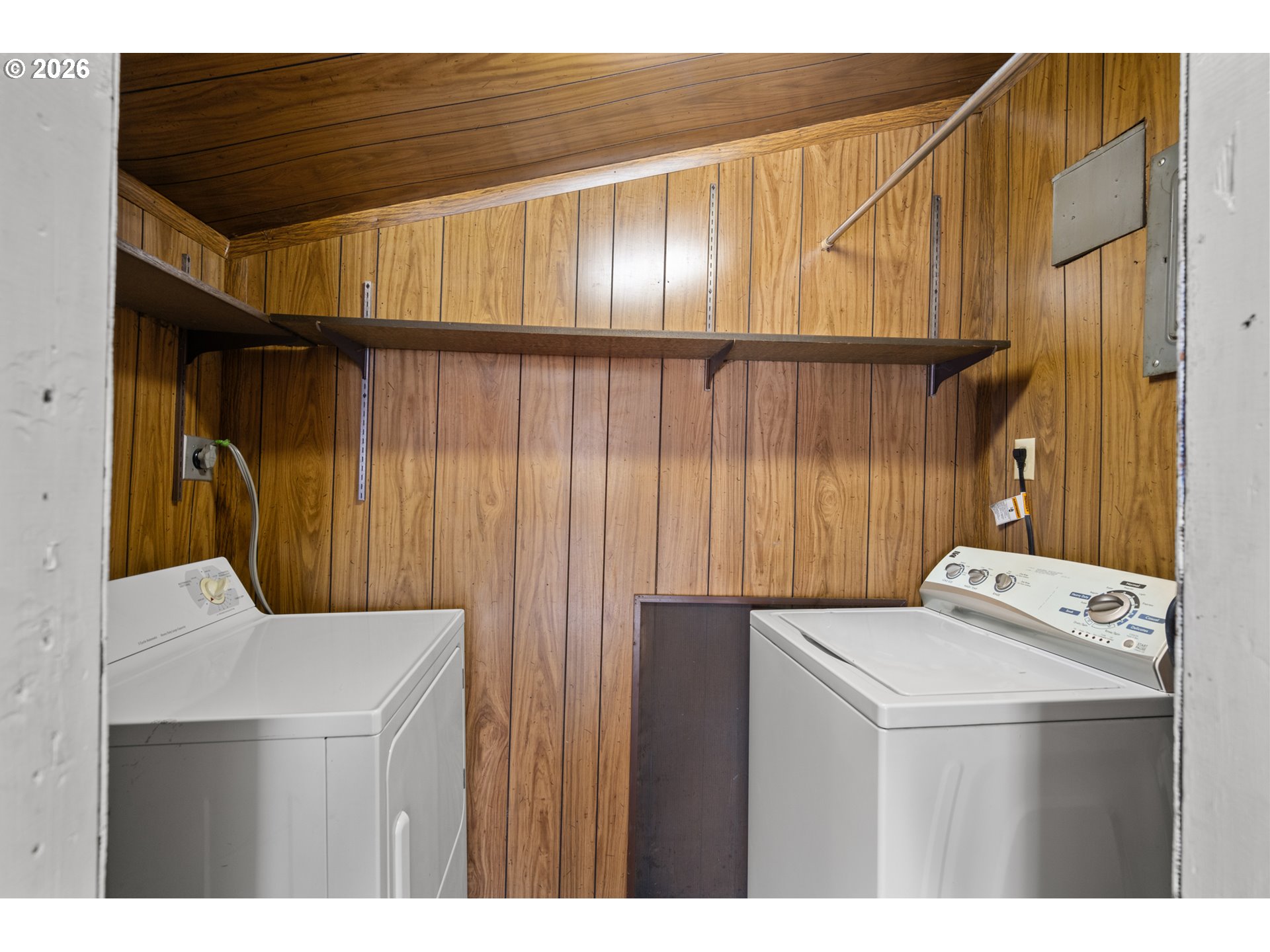 235 W Highland Ave Property Photo 16