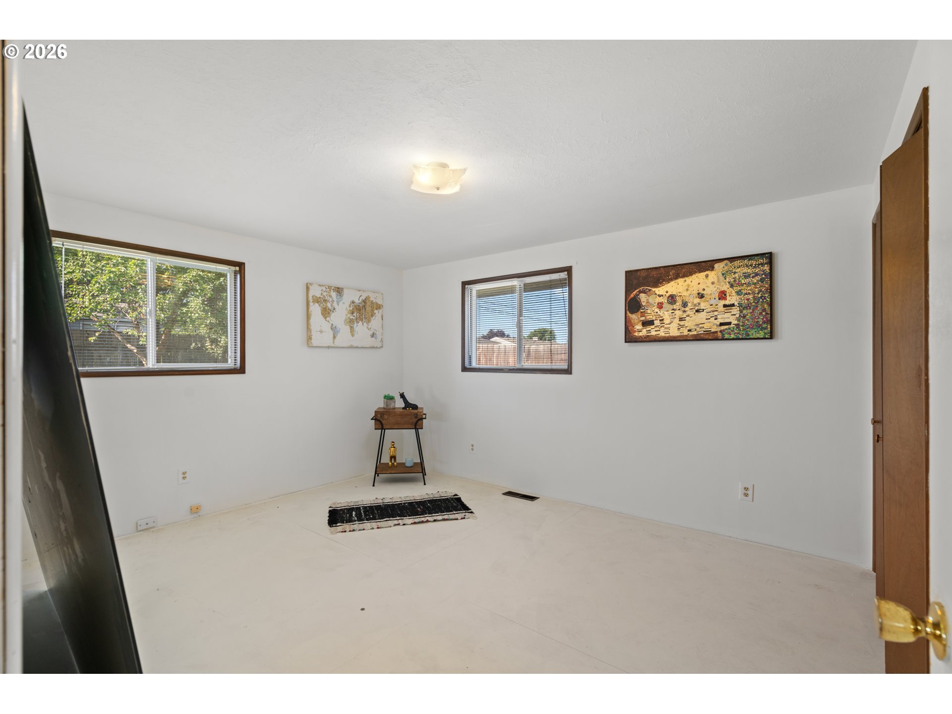 235 W Highland Ave Property Photo 19