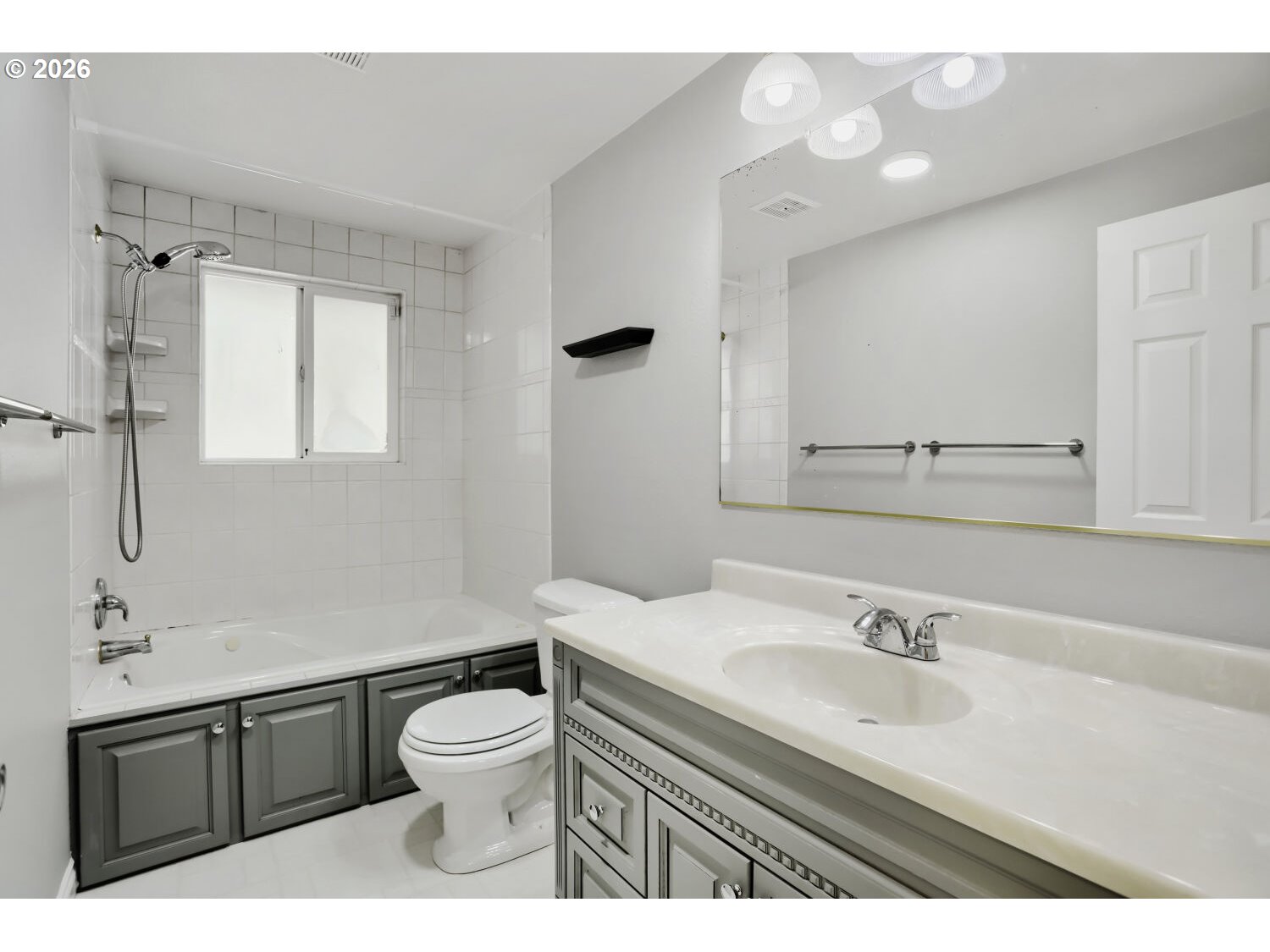 20460 Nw Rock Creek Blvd Property Photo 16