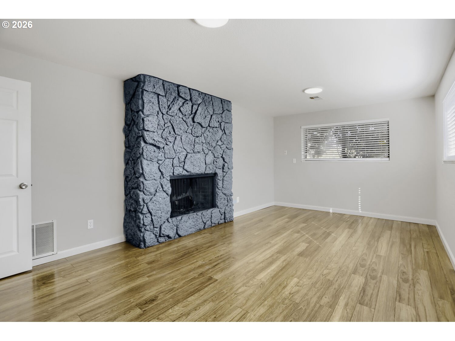 20460 Nw Rock Creek Blvd Property Photo 17