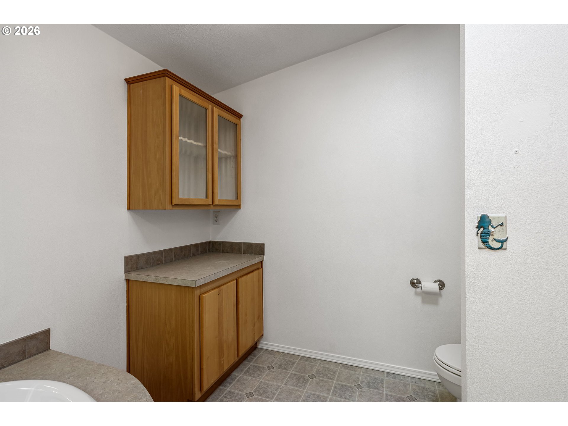 475 3rd St Property Photo 20