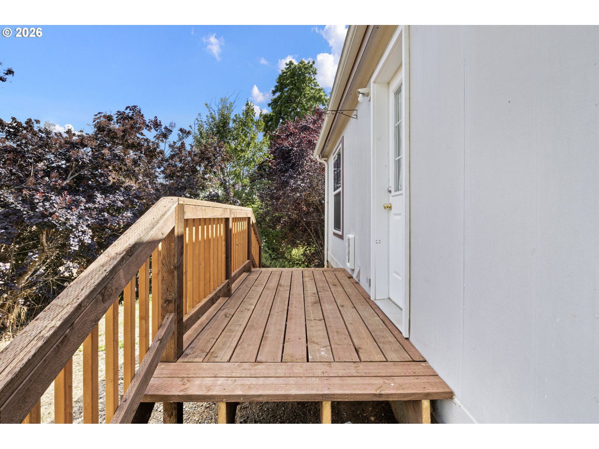 475 3rd St Property Photo 30