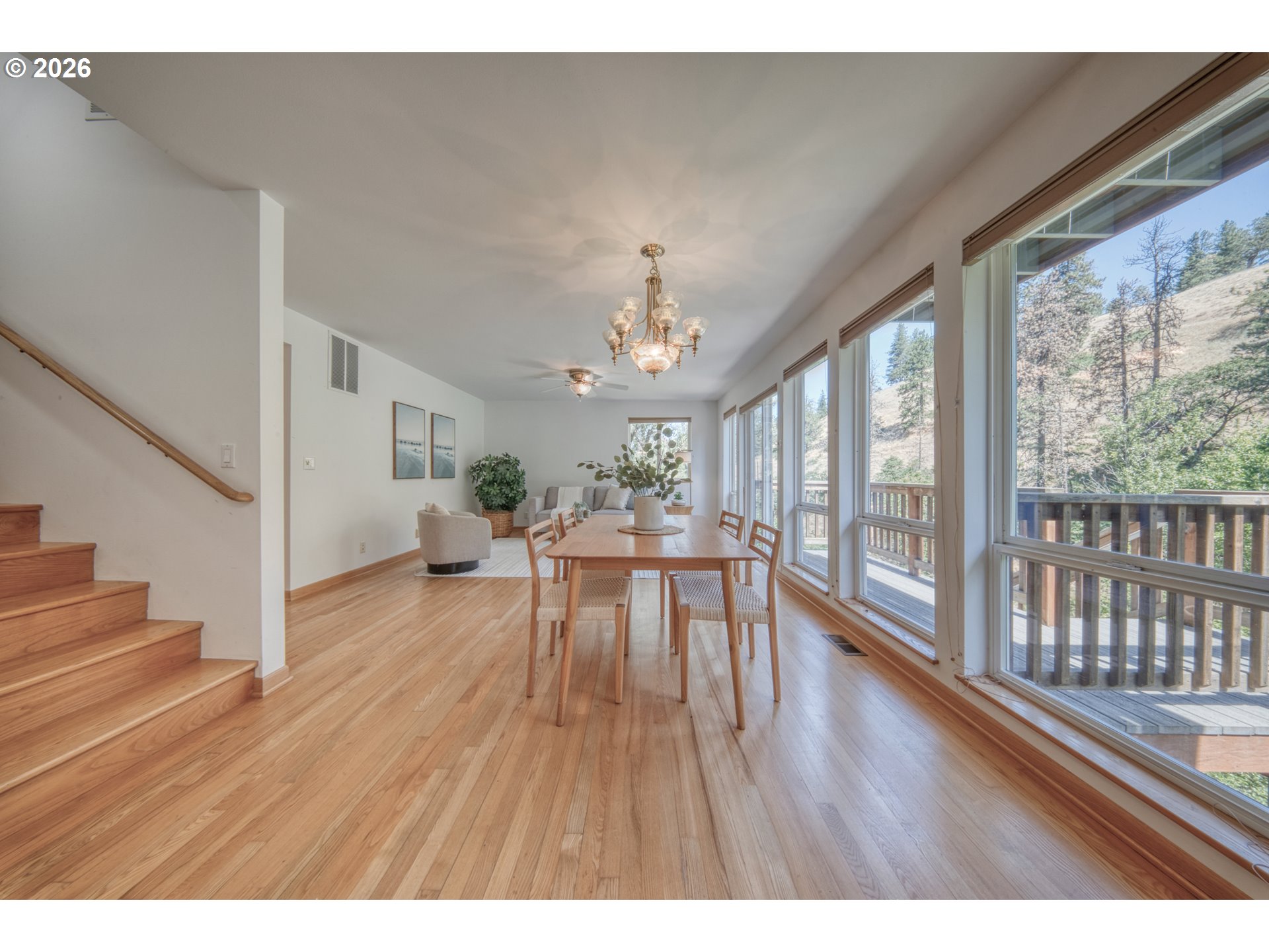 107 3rd Ave Property Photo 16