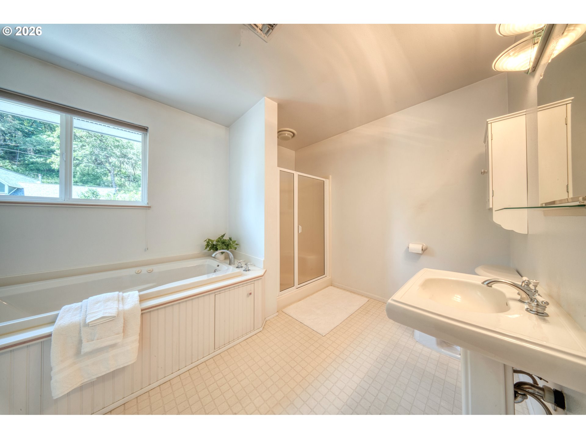 107 3rd Ave Property Photo 26