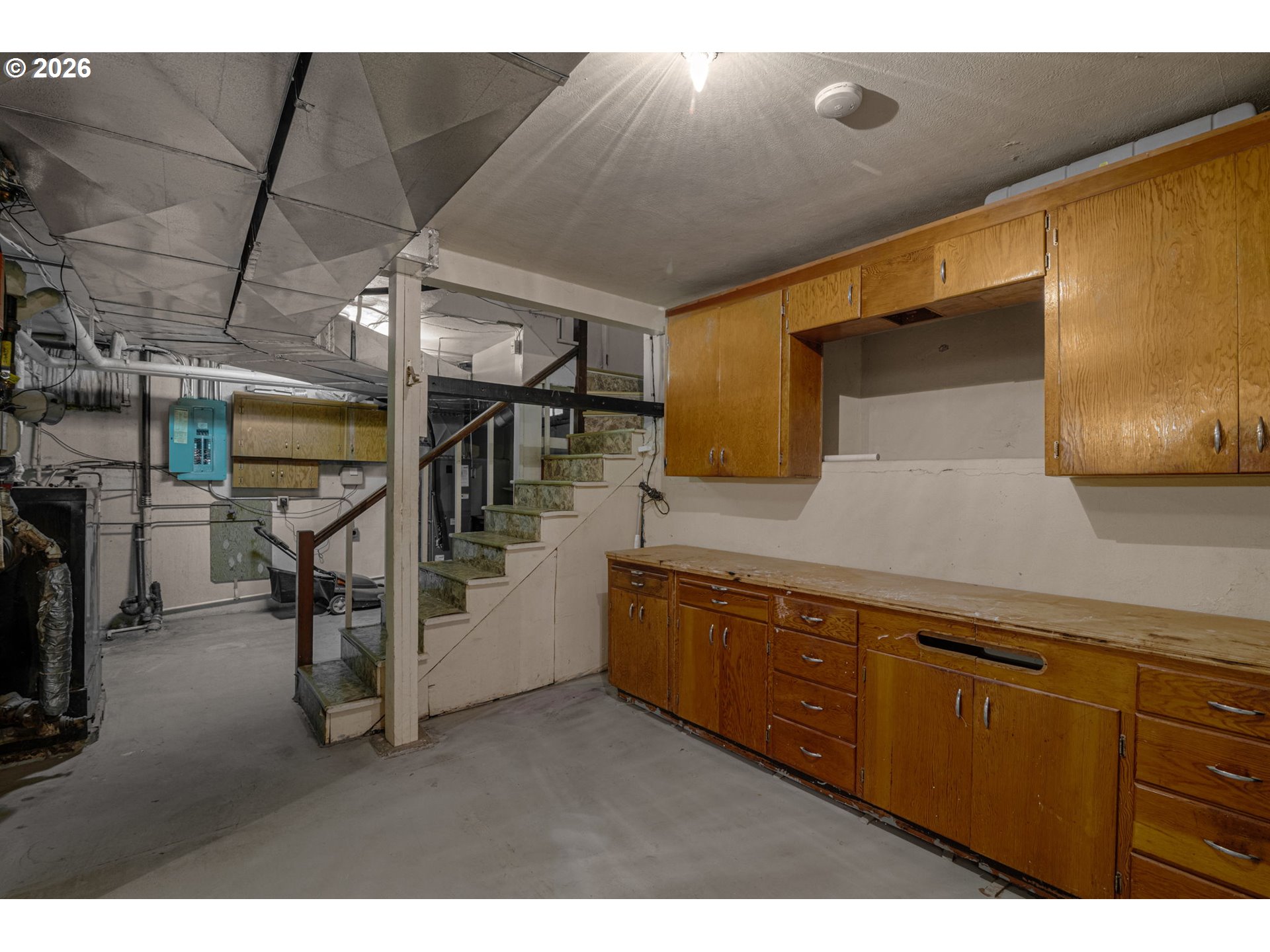 8040 Se Center St Property Photo 23