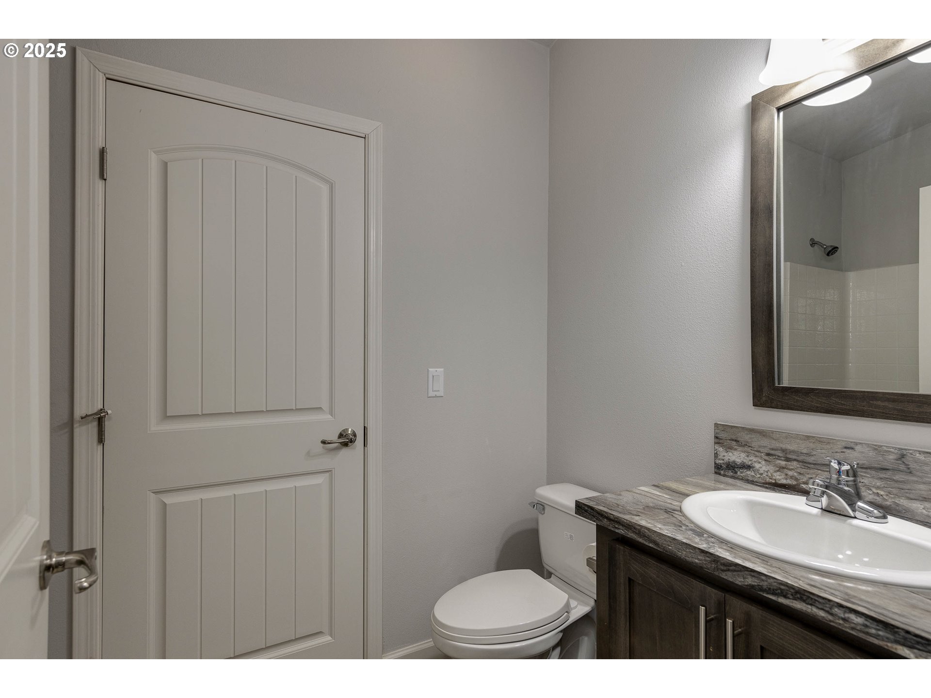 25110 Sw Red Prairie Rd Property Photo 17