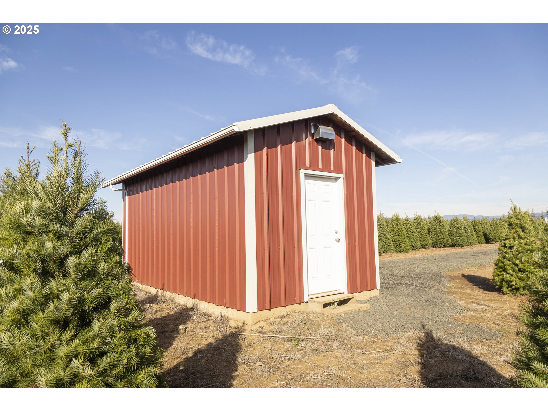 25110 Sw Red Prairie Rd Property Photo 19