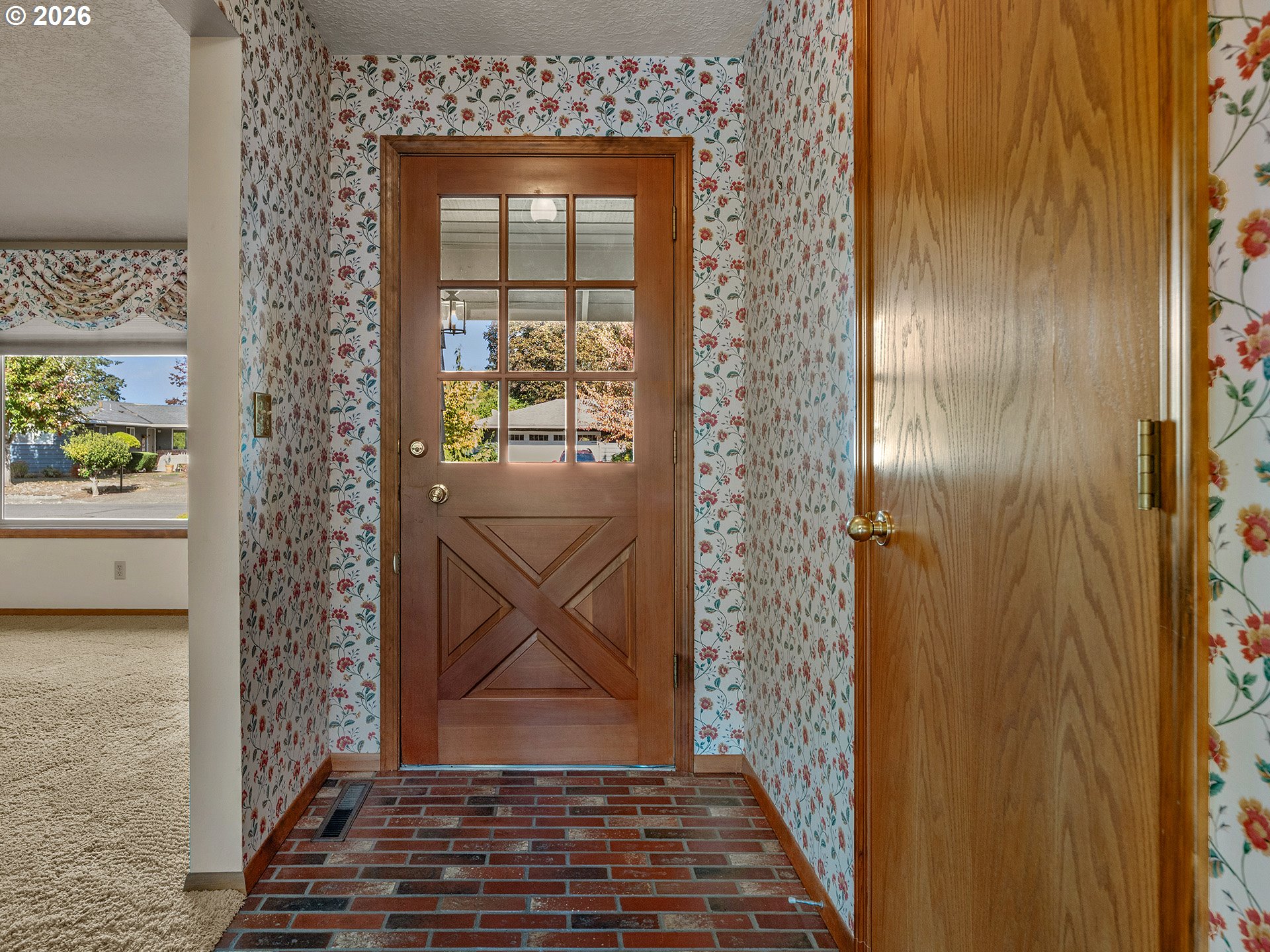 1260 Ne Oleander Ln Property Photo 6