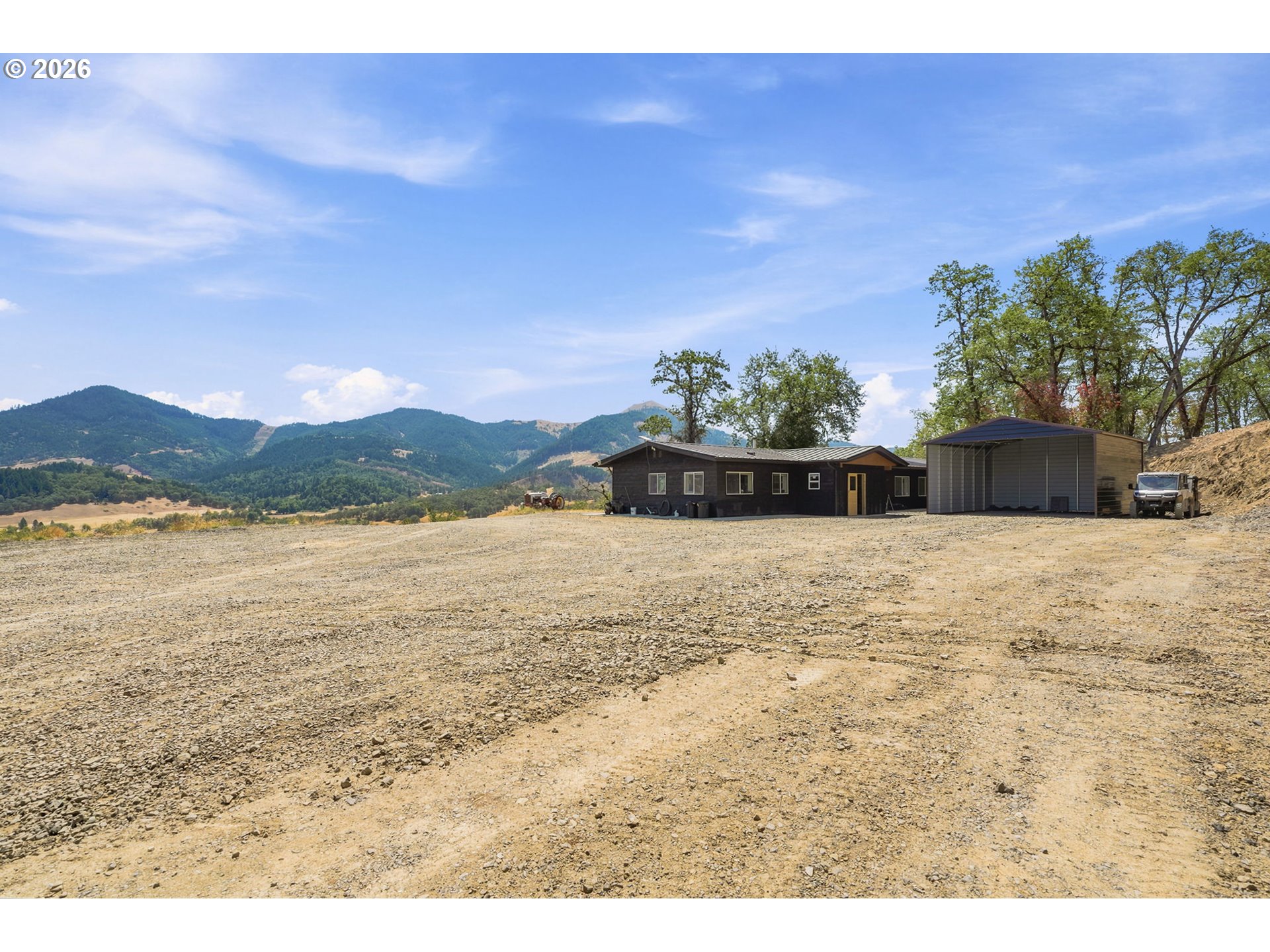 9700 Roberts Creek Rd Property Photo 3