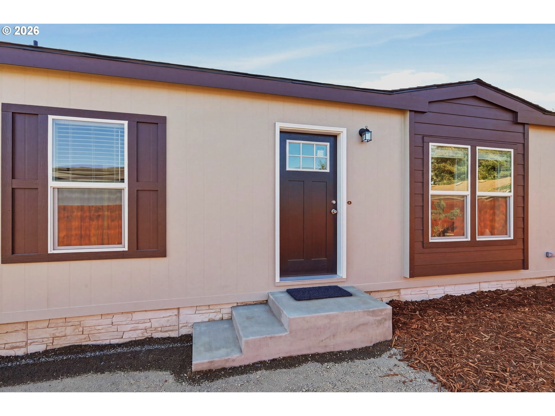 4920 E St Property Photo 2