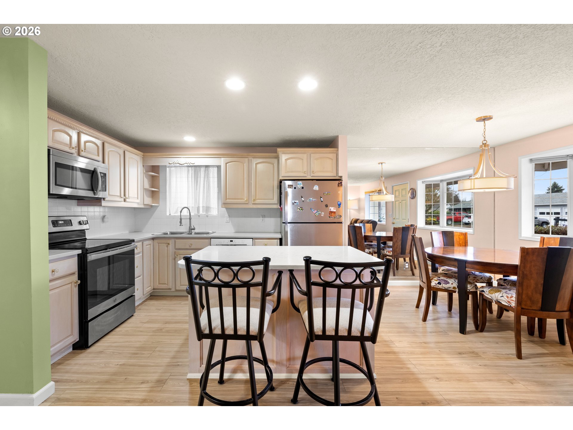 2267 Oregon Ct Property Photo 8