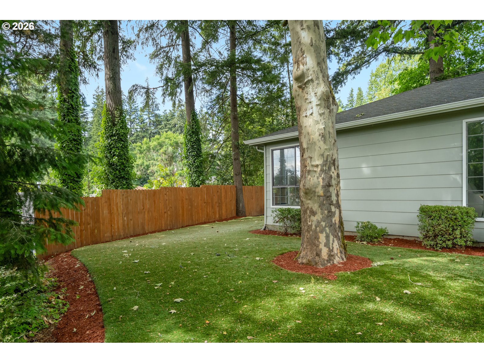 10165 Sw Walker Rd Property Photo 5