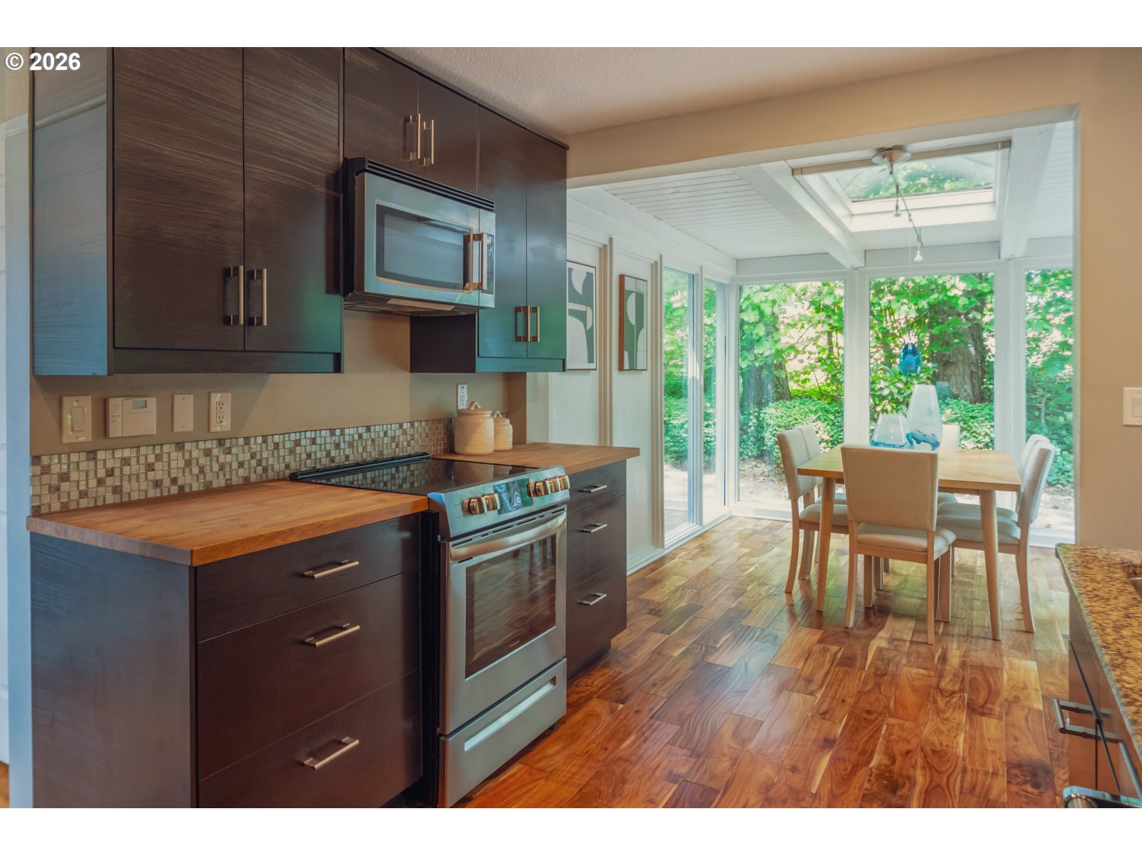 10165 Sw Walker Rd Property Photo 16