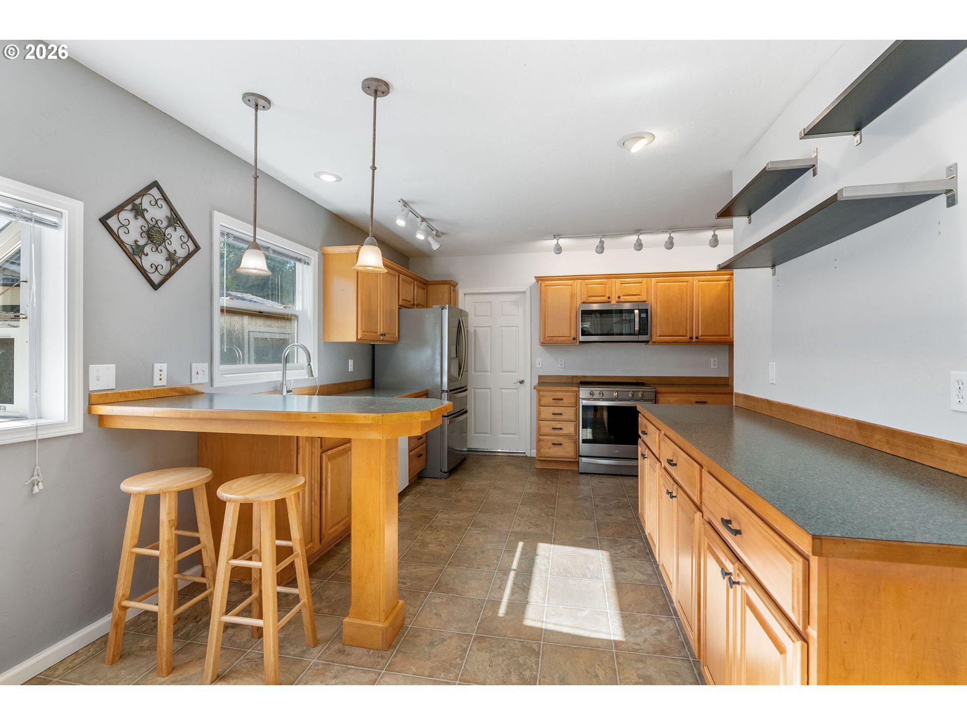 1612 Belmont Ave Property Photo 13