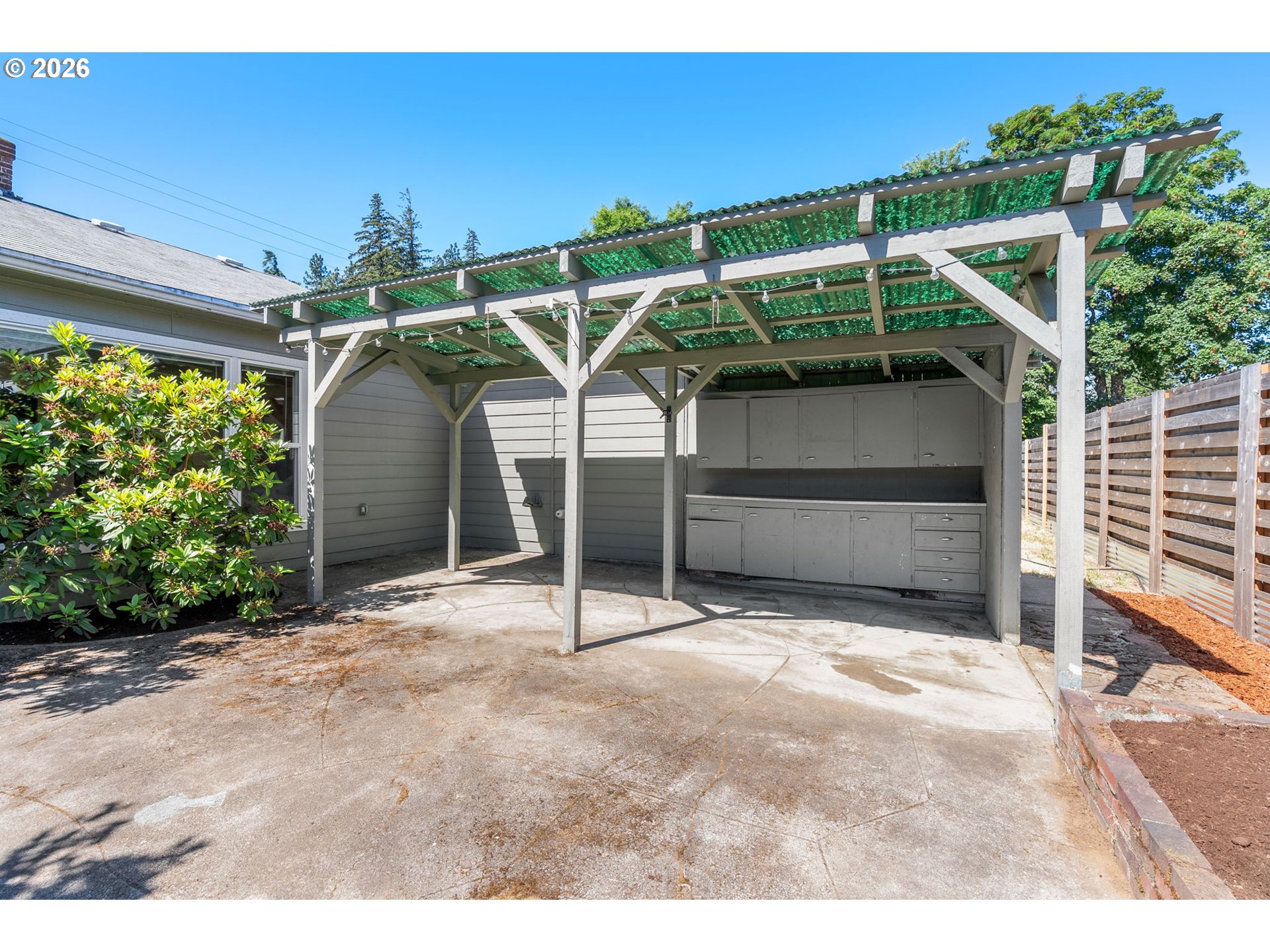 1612 Belmont Ave Property Photo 32