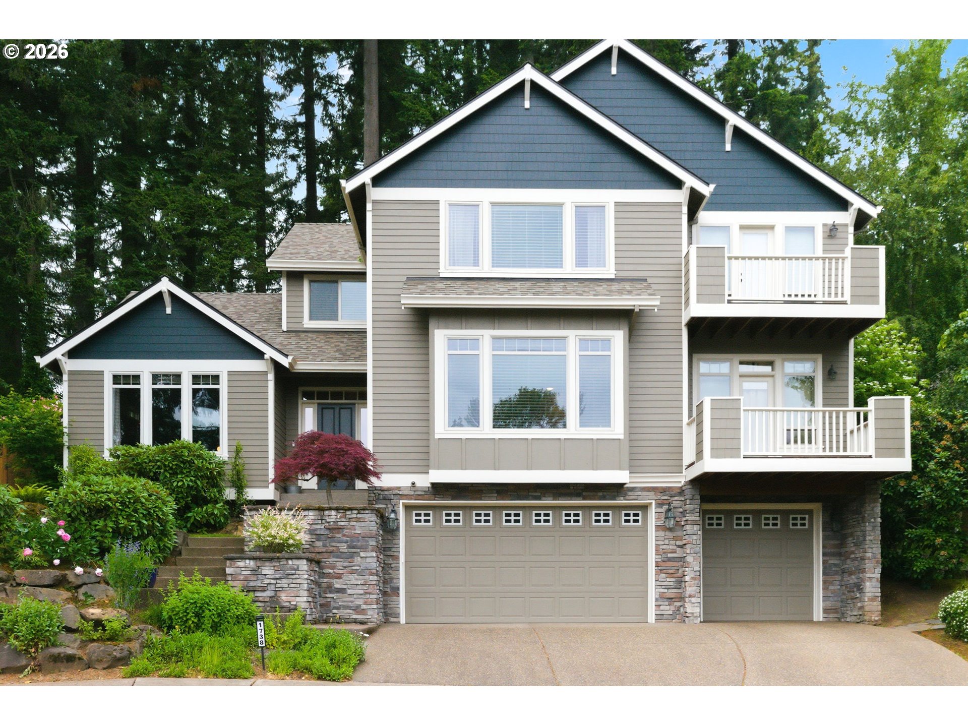 1738 Gallery Way Property Photo 1