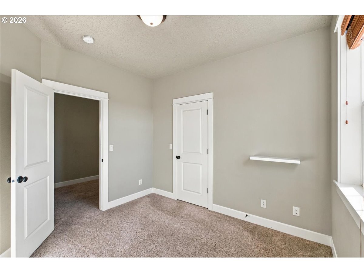 2389 Nw Scenic Dr Property Photo 29