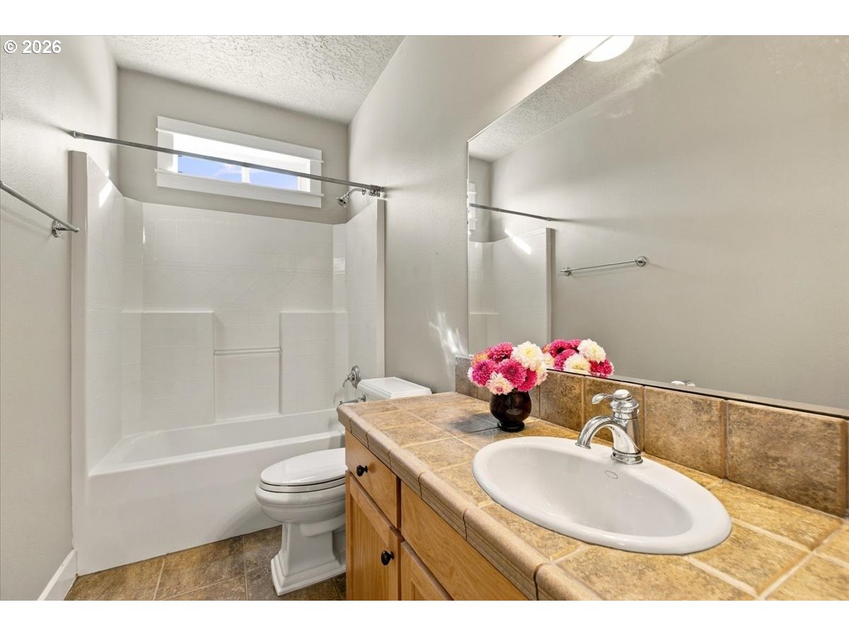 2389 Nw Scenic Dr Property Photo 32