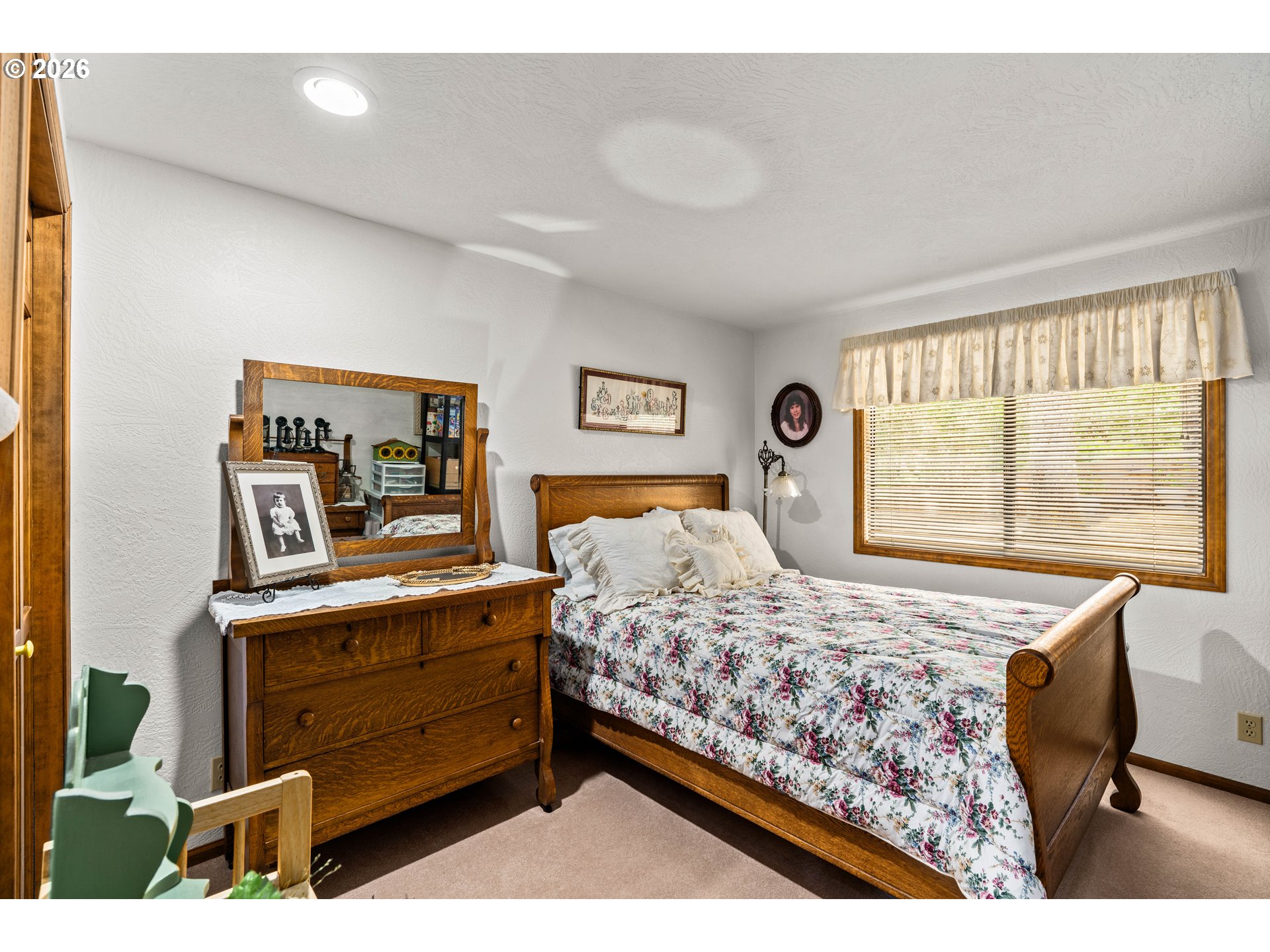 28560 Sutherlin Ln Property Photo 18