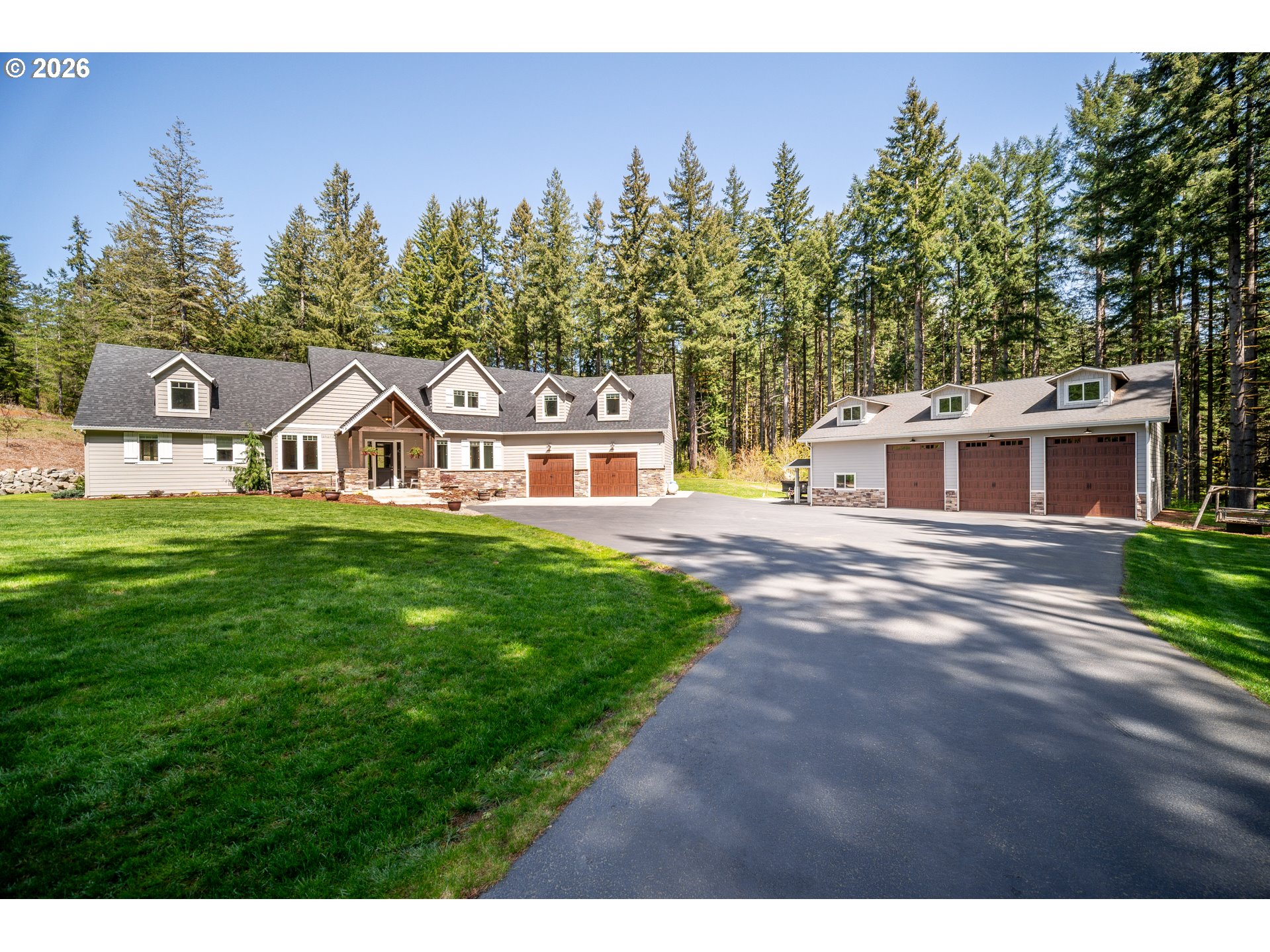 411 Five Peaks Dr Property Photo 1