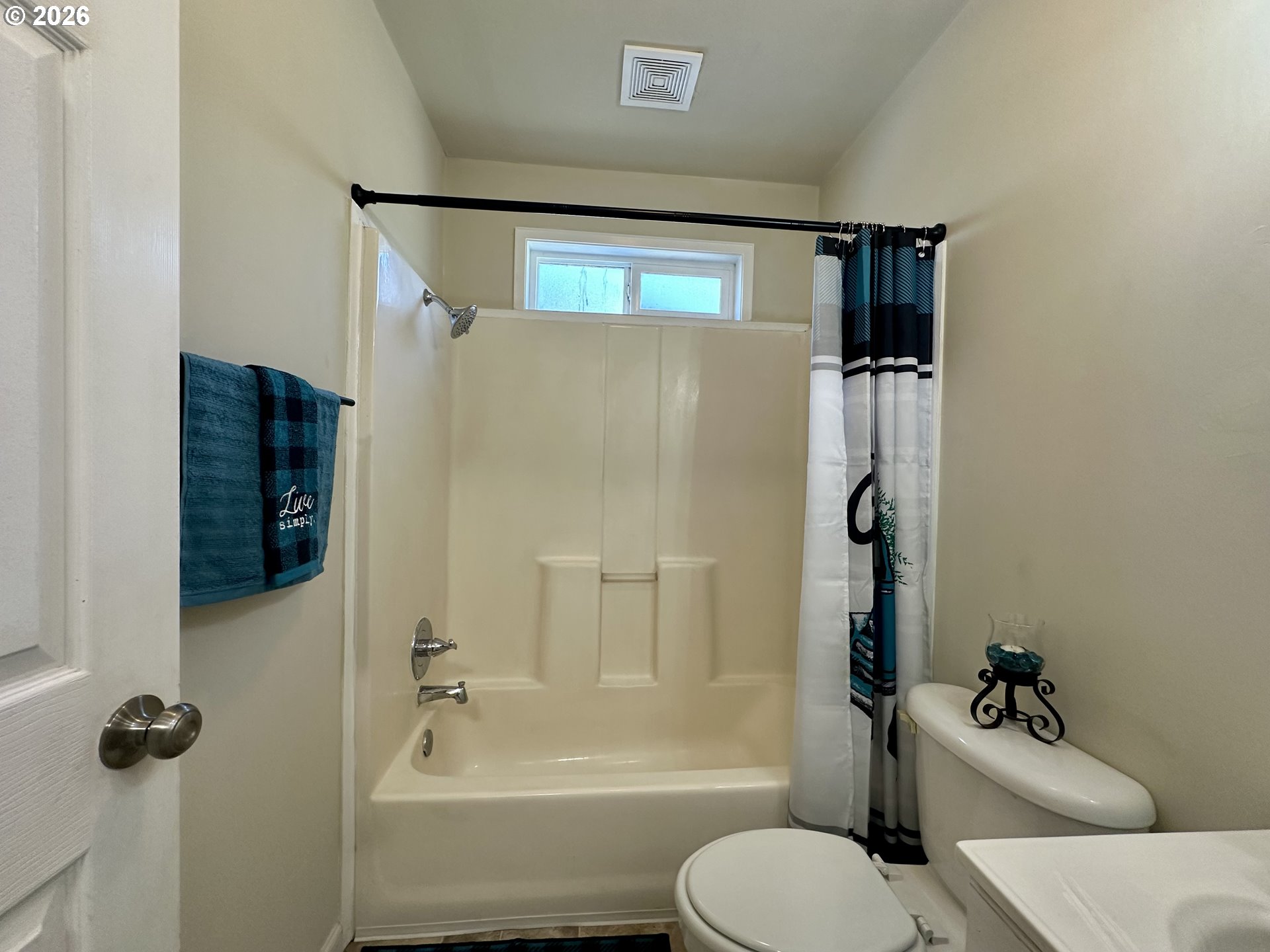 617 N Main St Property Photo 16