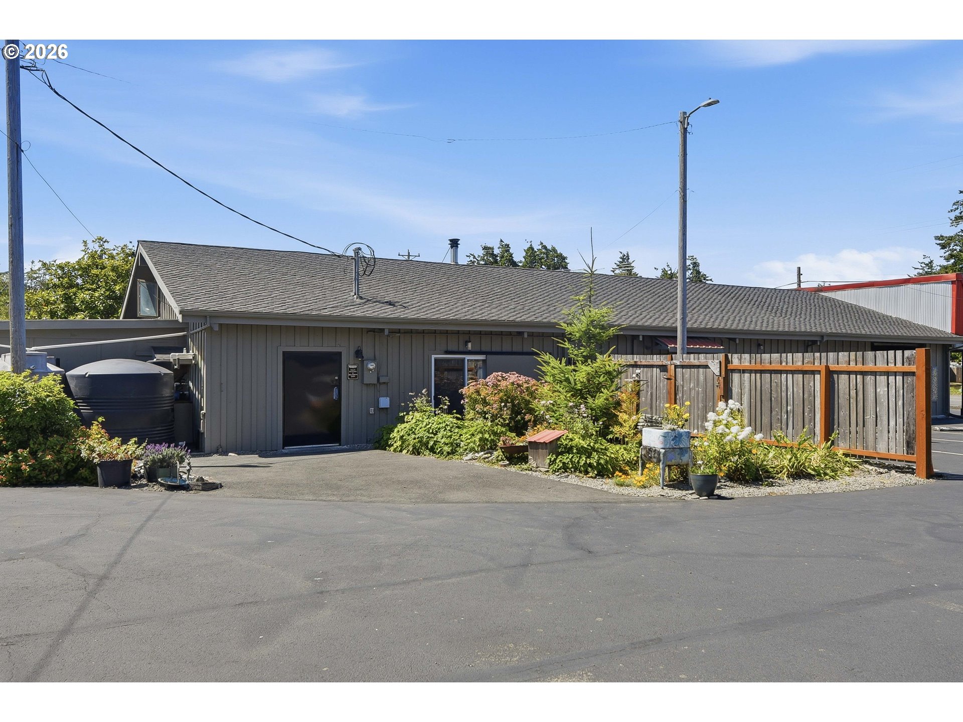 49045 Highway 101 Property Photo 1
